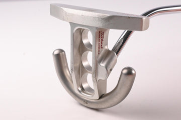 Scotty Cameron Futura Putter / 31 Inch