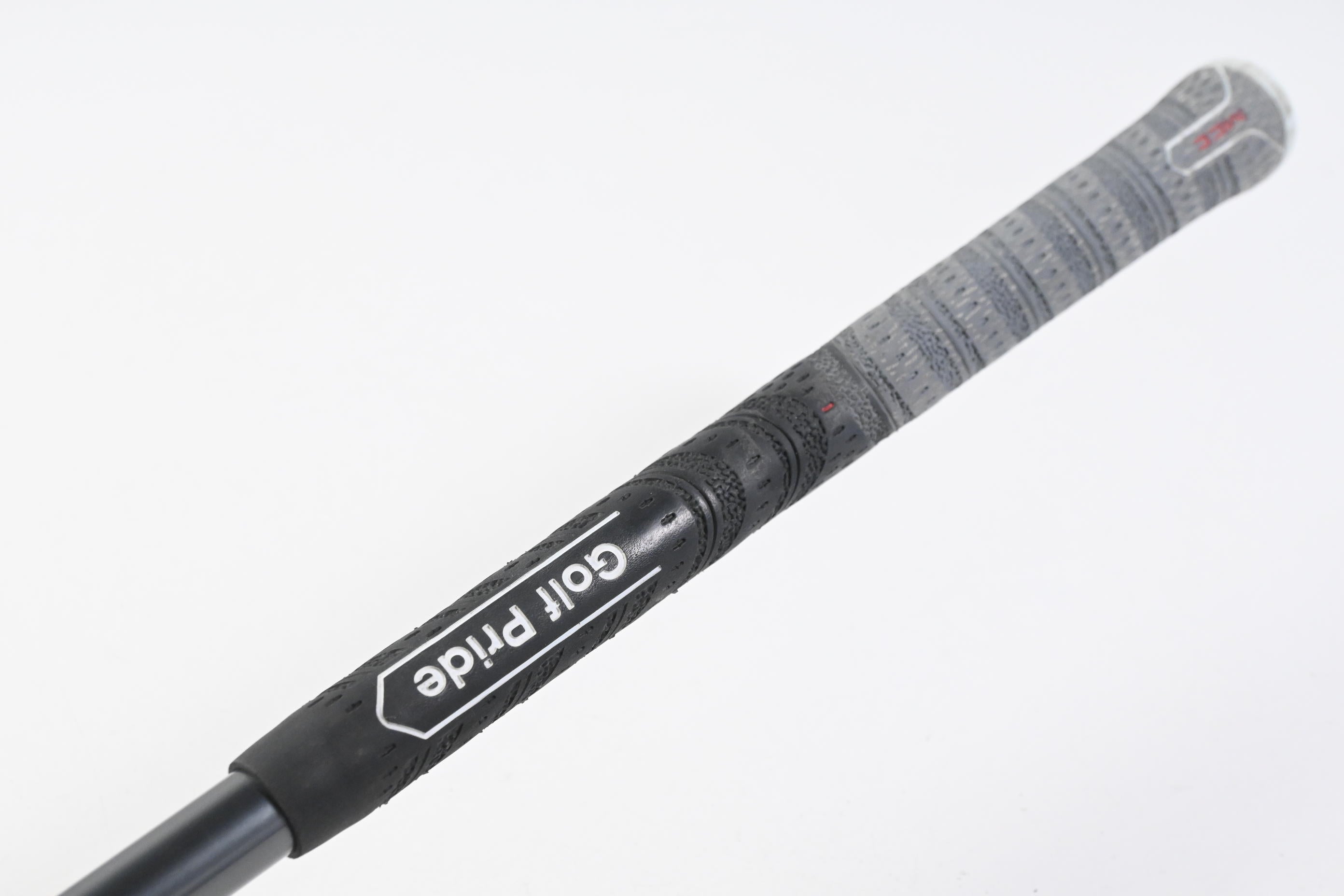 Cleveland CG16 #8 Iron / Regular Flex Accra 60i Shaft
