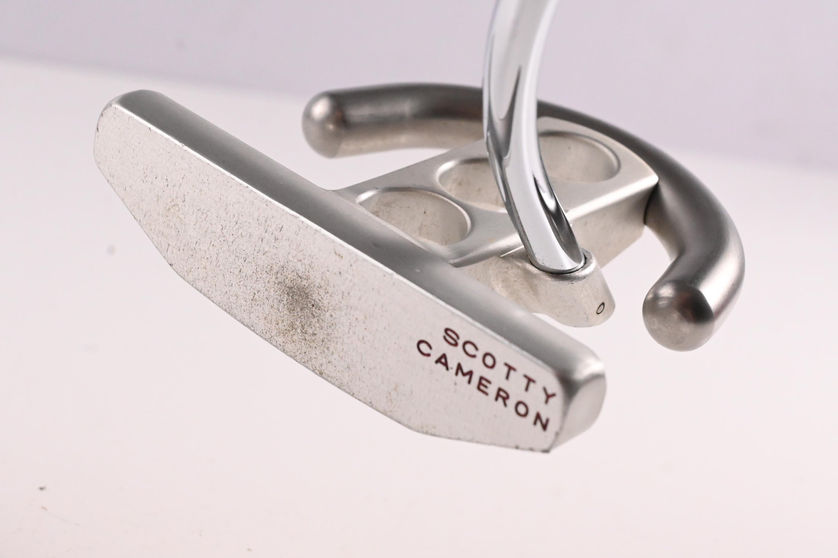 Scotty Cameron Futura Putter / 31 Inch