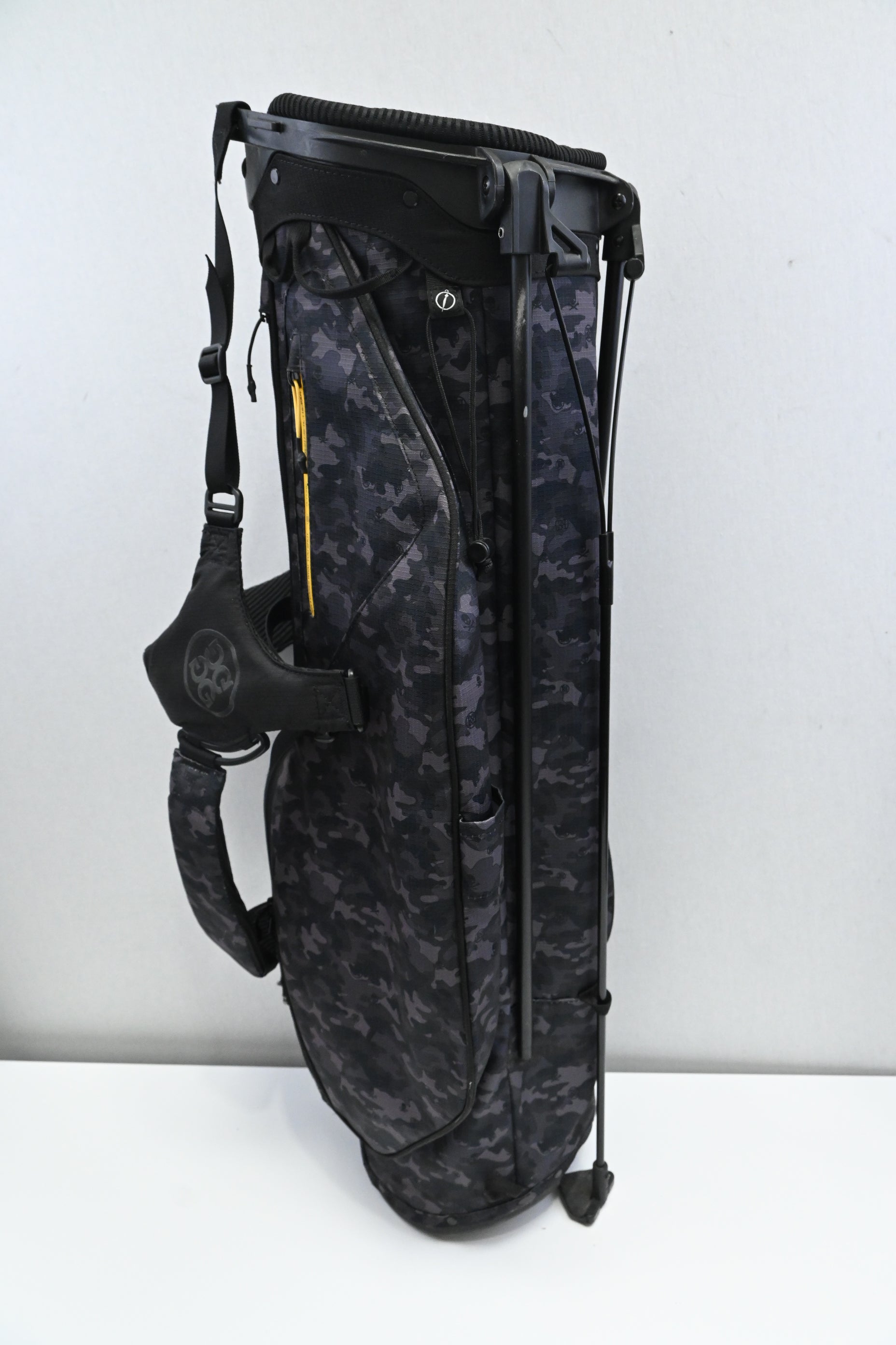 G Fore Onyx Camo Stand Bag / 4-Way / Black, Grey