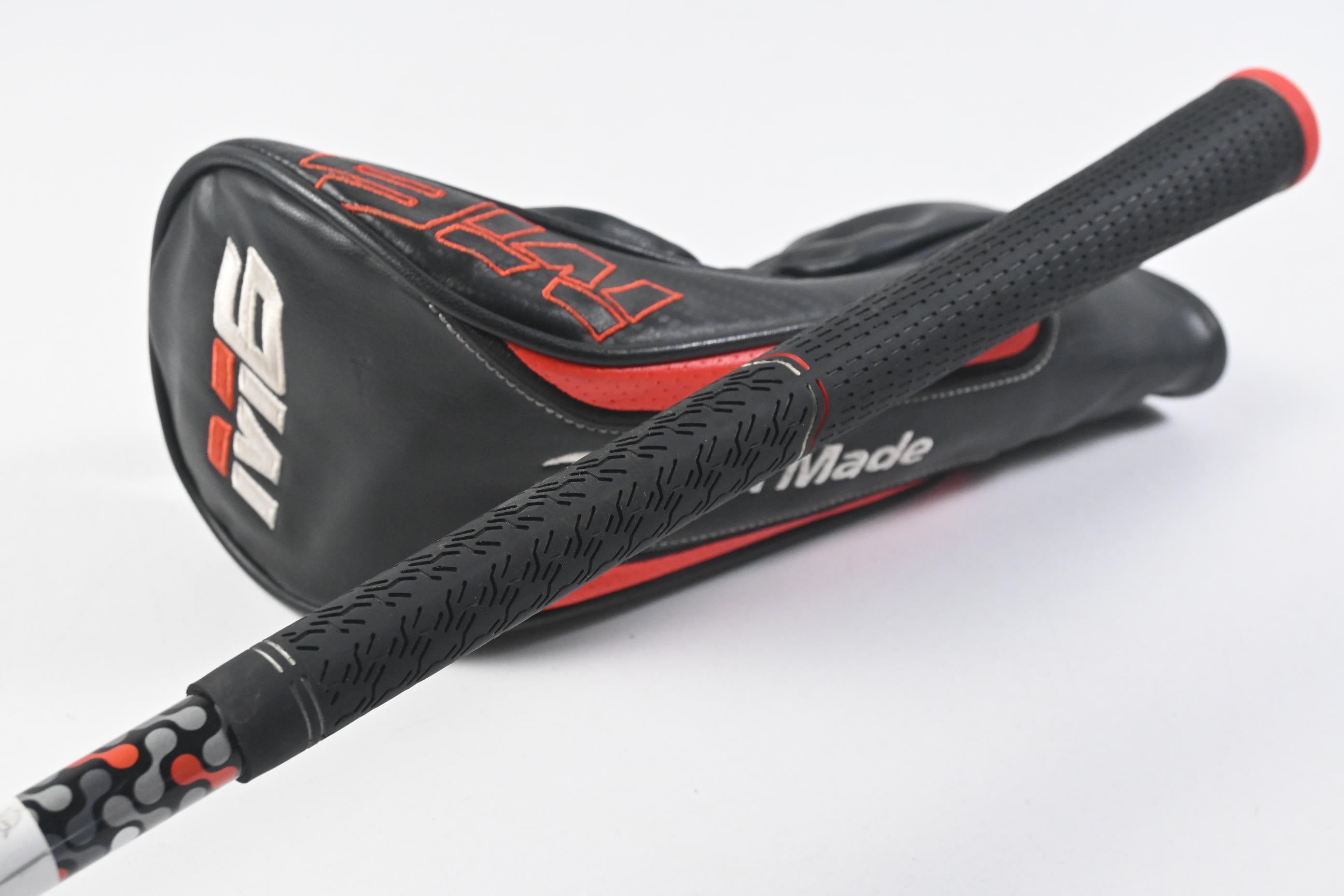 Taylormade M6 #5 Wood / 18 Degree / Regular Flex Fujikura Atmos Red 5 Shaft