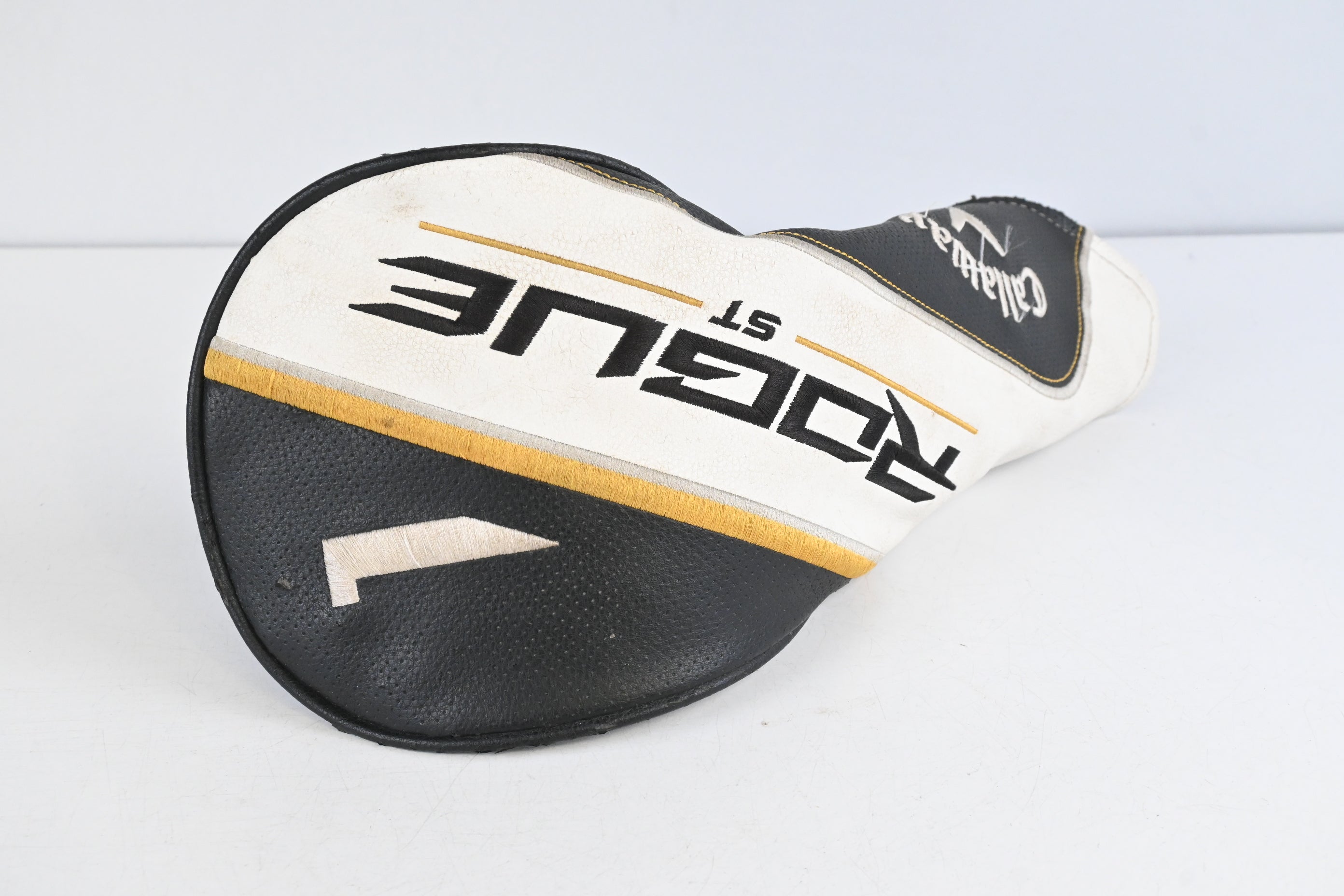 Callaway Rogue ST MAX D Driver / 10.5 Degree / Regular Flex Tensei AV 55