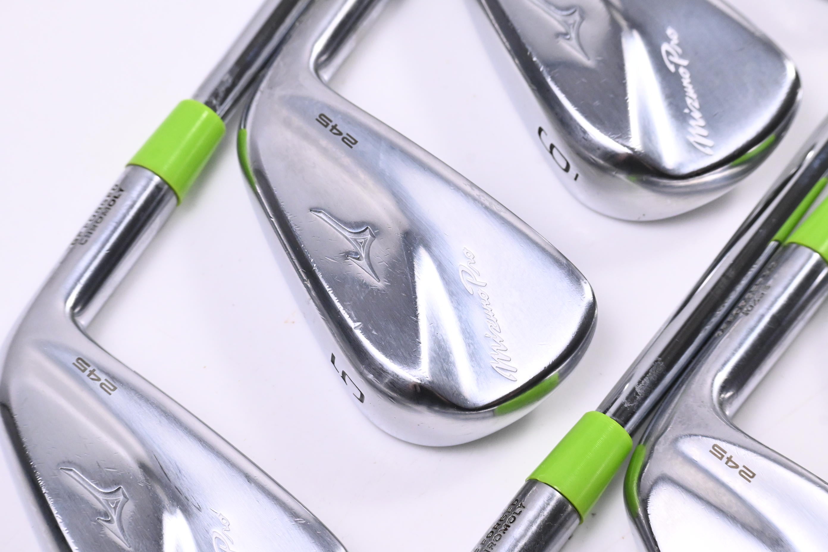 Mizuno Pro 245 Irons / 4-PW+GW / Regular Flex Dynamic Gold Mid 100 R300 Shafts