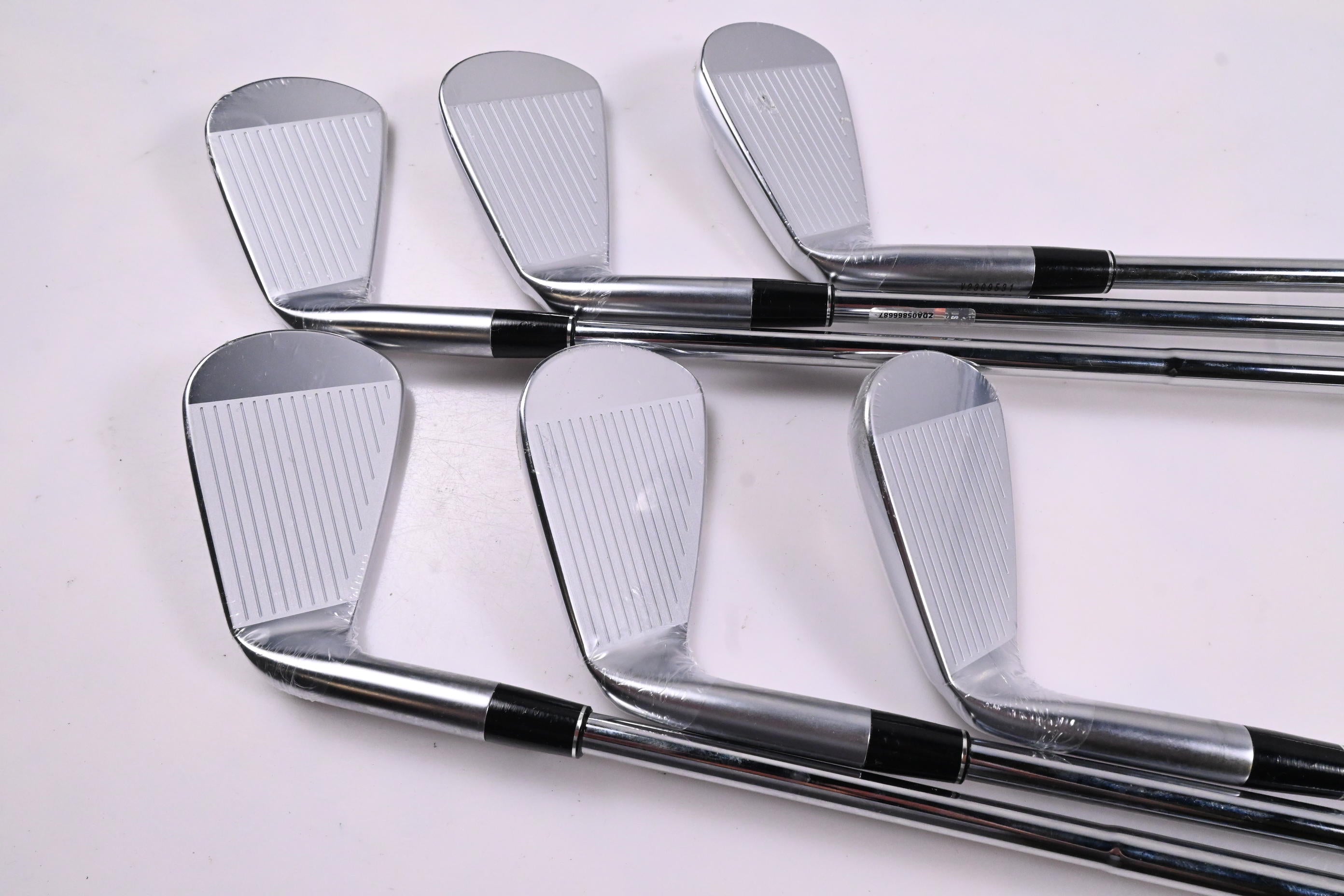 Srixon ZXI7 Irons / 5-PW / Stiff Flex Dynamic Gold Mid 115 S300 Shafts