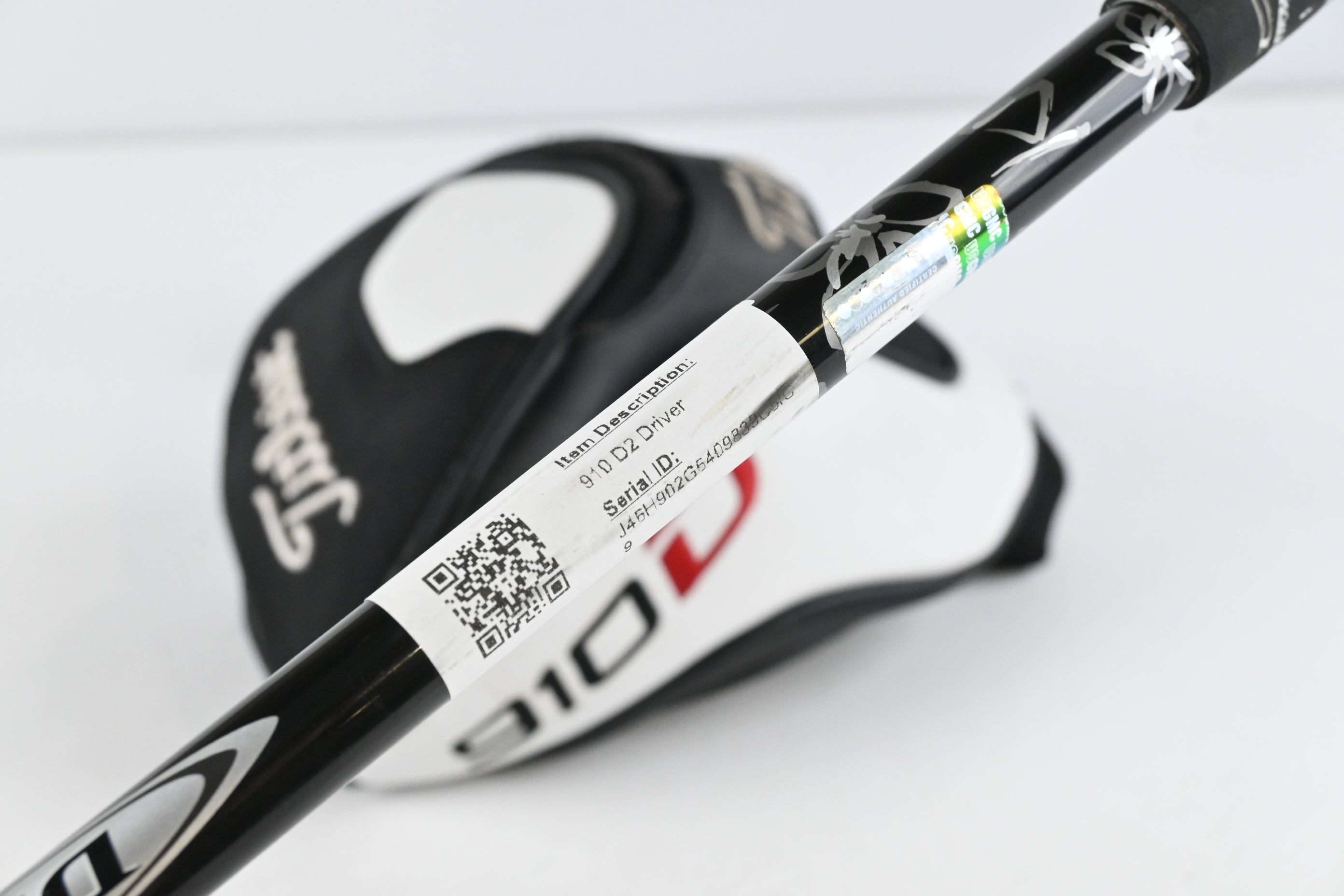 Titleist 910 D2 Driver / 9.5 Degree / Stiff Flex Diamana 'ahina 72 Shaft