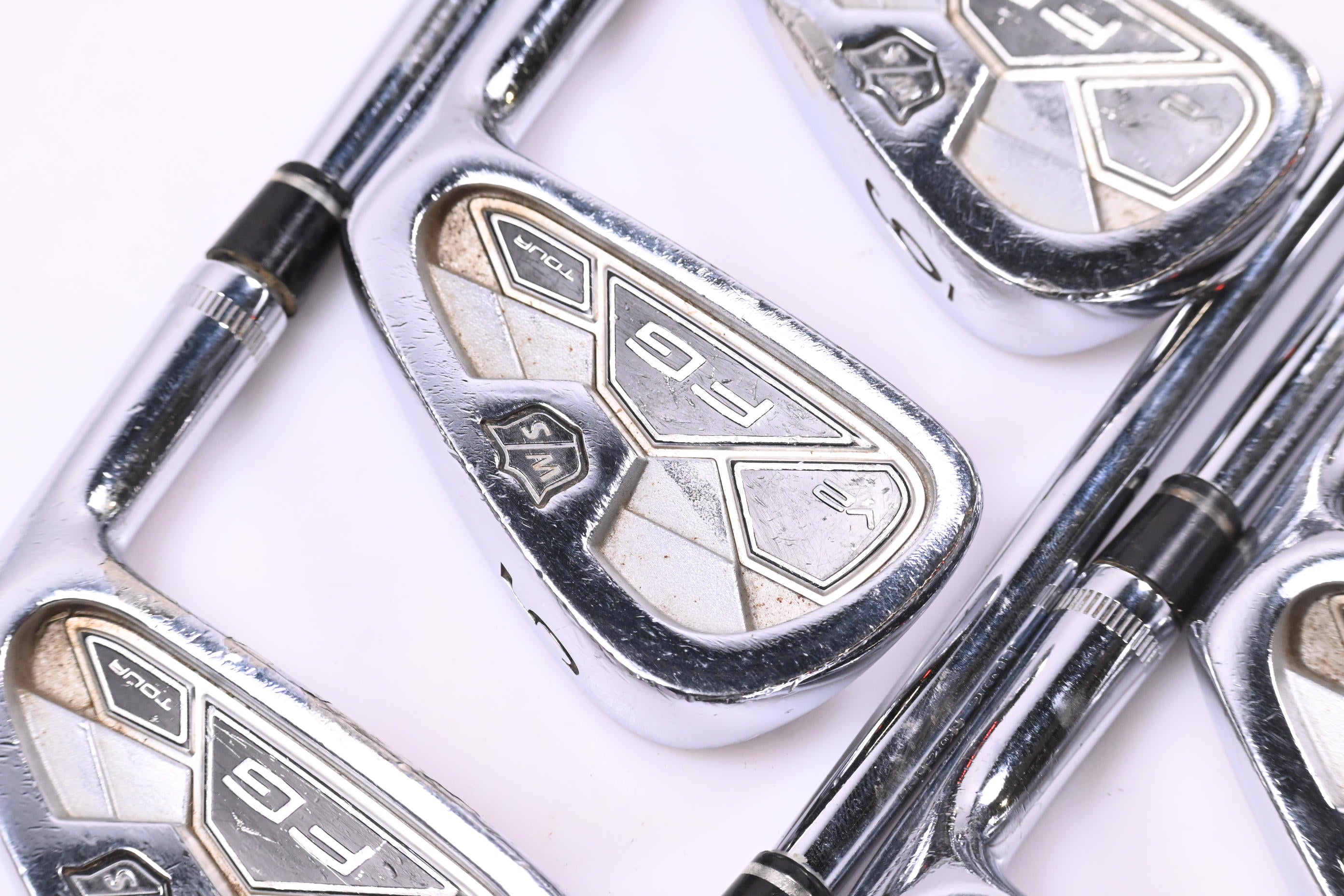 Wilson FG Tour V2 Irons / 4-PW / Stiff Flex KBS Tour 90 Shafts