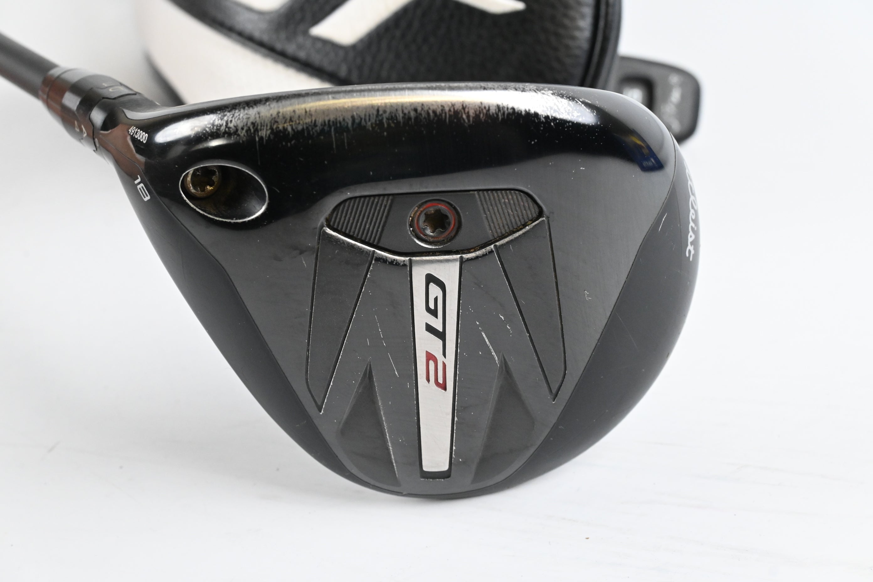 Left Hand Titleist GT2 #5 Wood / 18 Degree / Stiff Flex HZRDUS Black 70 Shaft