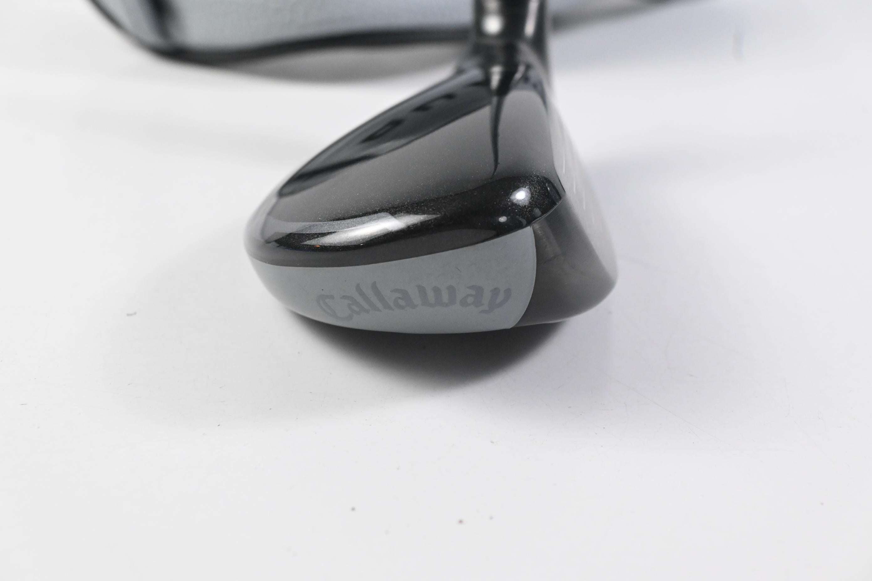Callaway Quantum Max #5 Hybrid / 24 Degree / Regular Flex Denali Frost Silver 60