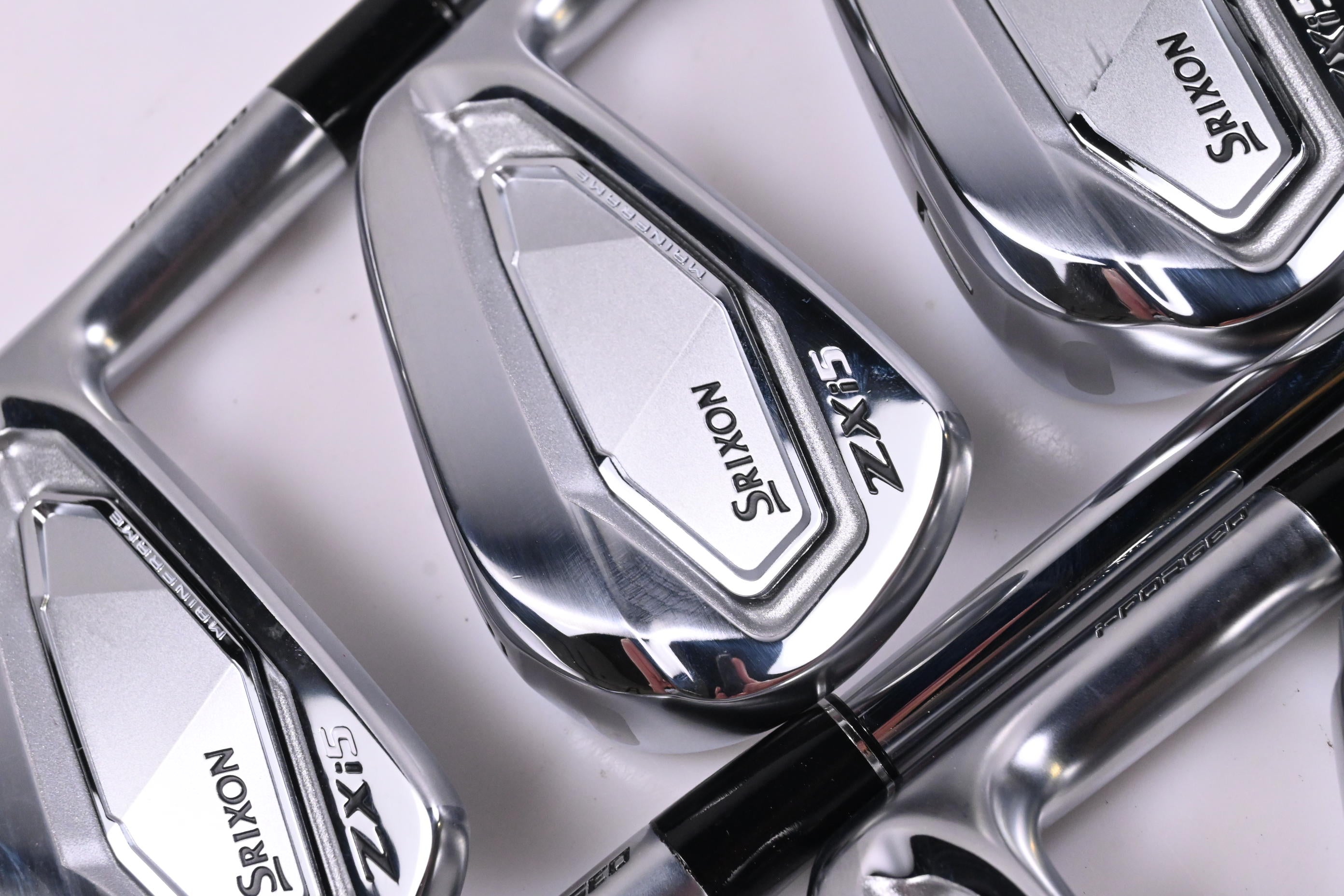 Srixon ZXI5 Irons / 5-PW / Stiff Flex Dynamic Gold Mid 115 S300 Shafts