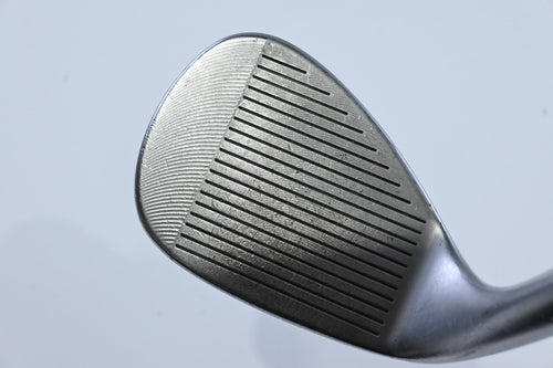 Cleveland CBX Zipcore Sand Wedge / 54 Degree / Wedge Flex Dynamic Gold Spinner