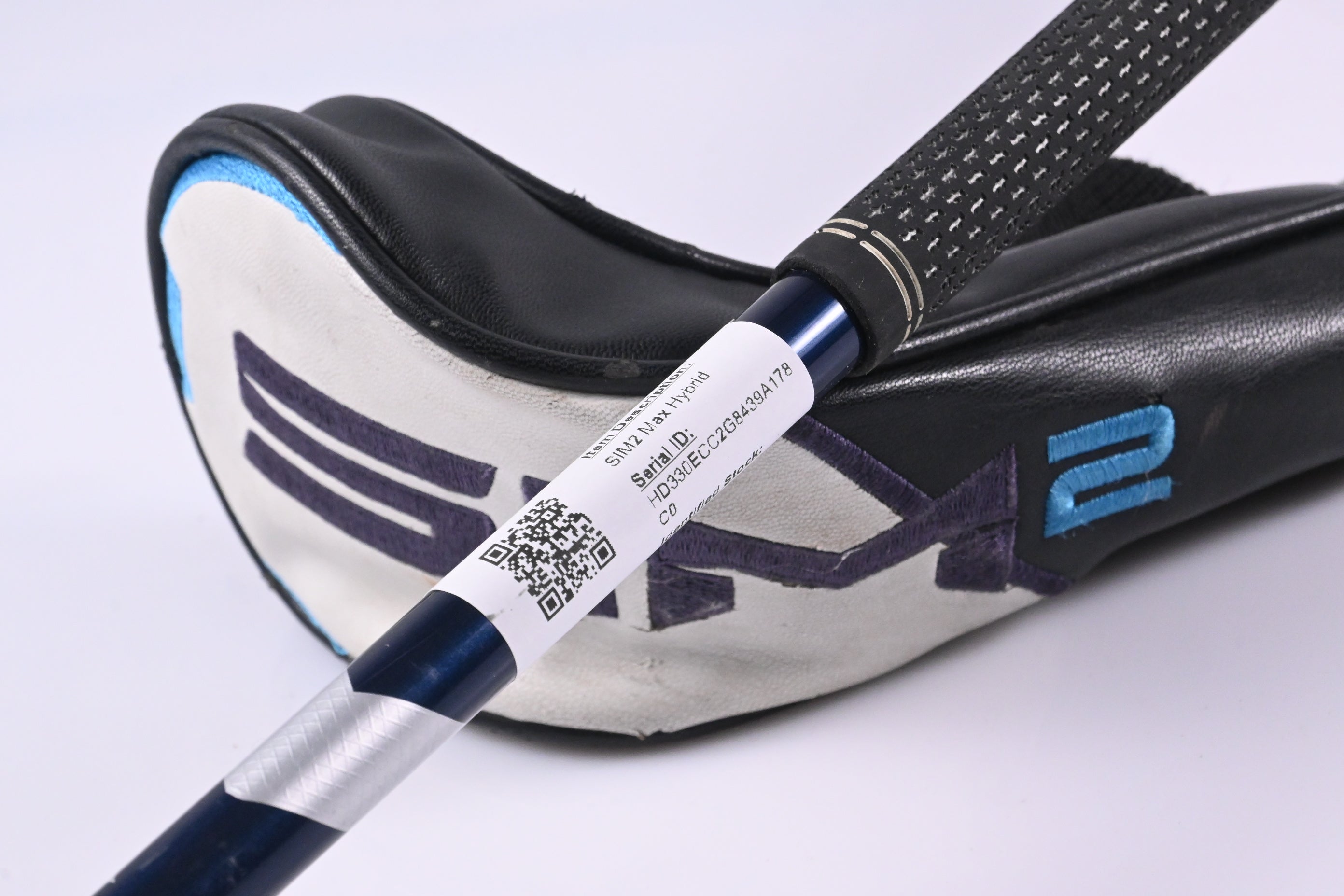 Taylormade SIM2 Max #4 Hybrid / 22 Degree / Stiff Flex Ventus Blue 7 Shaft