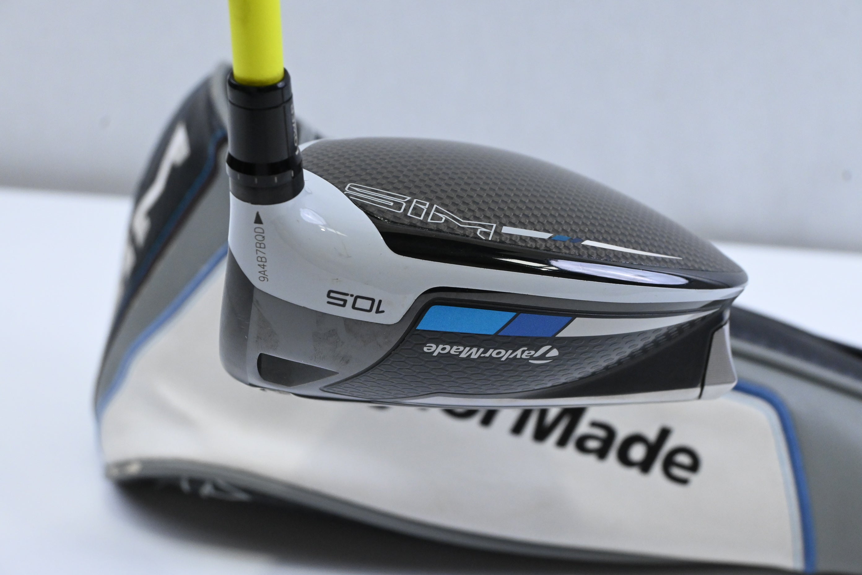 Taylormade SIM Max Driver / 10.5 Degree / Stiff Flex UST ProForce V2 7 Shaft