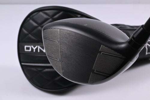 Wilson DYNAPWR 2025 Carbon Driver / 10.5 Degree / Stiff Flex Denali Black 60 Shaft