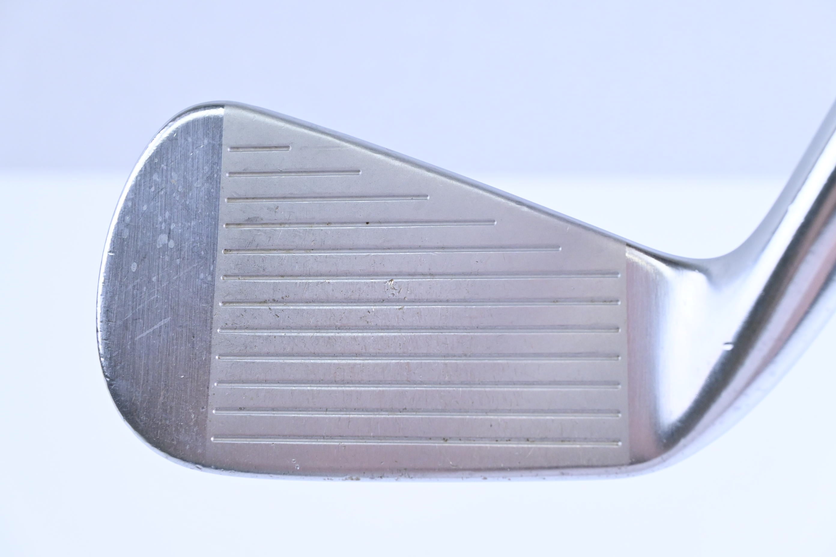 Titleist 620 CB #4 Iron / 24 Degree / X-Flex AMT Tour White X100 Shaft