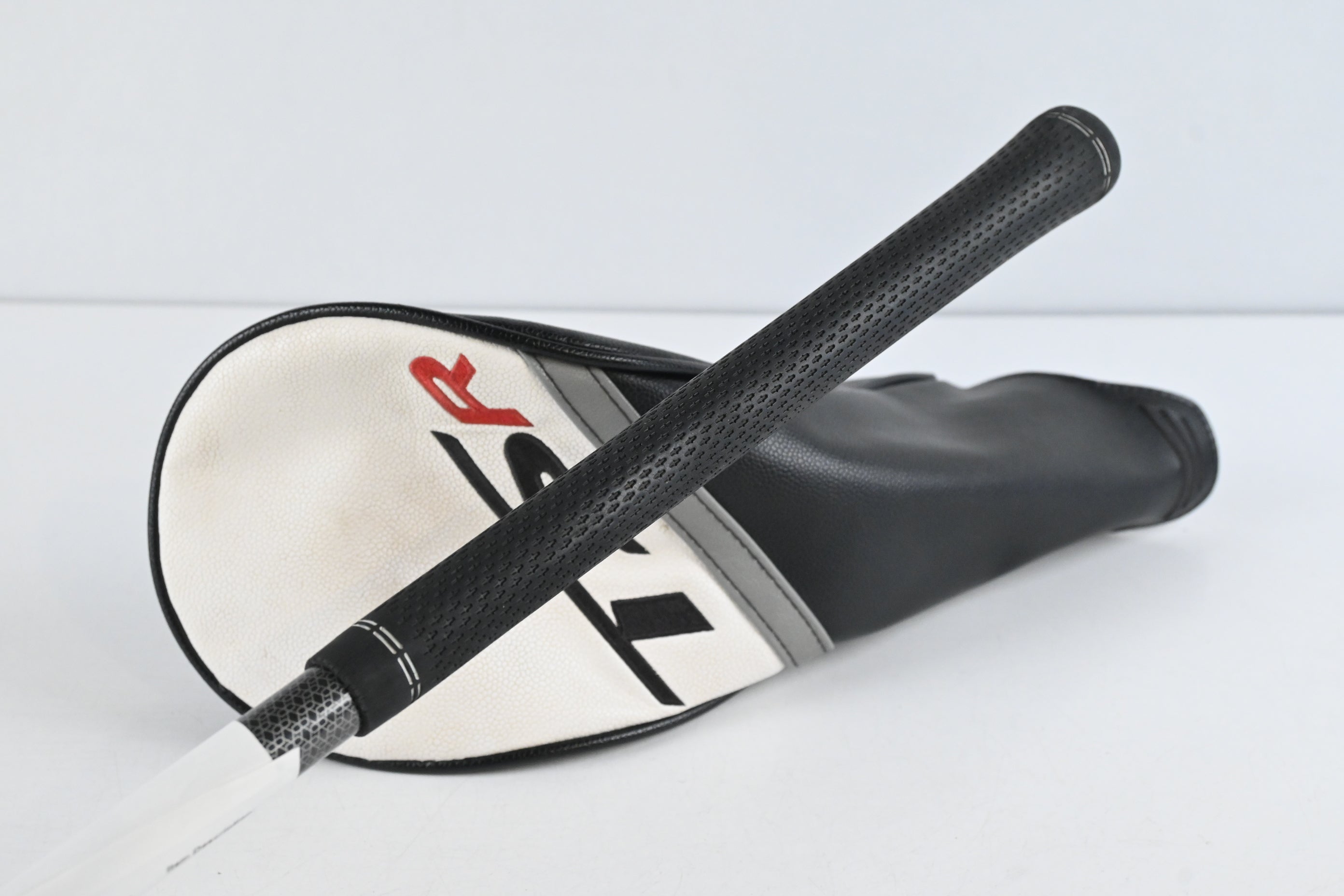 Titleist TSR1 Driver / 10 Degree / Regular Flex Diamana M+50 Shaft