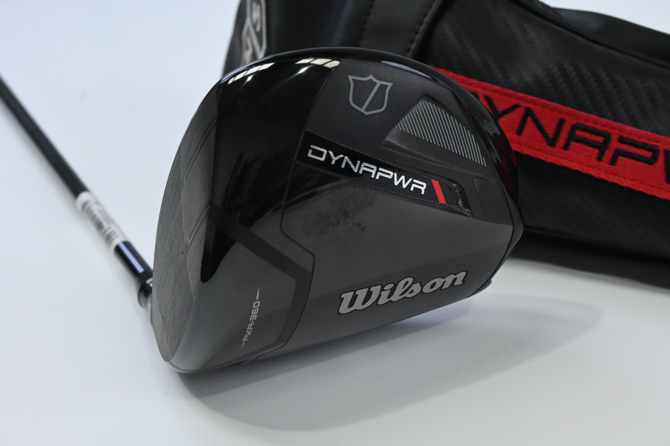 Left Hand Wilson DYNAPWR 2025 Max Driver / 10.5 Degree / Stiff Flex UST Shaft