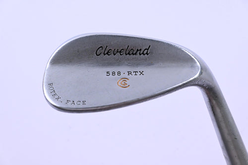 Cleveland 588 RTX Gap Wedge / 52 Degree / Wedge Flex Dynamic Gold Shaft