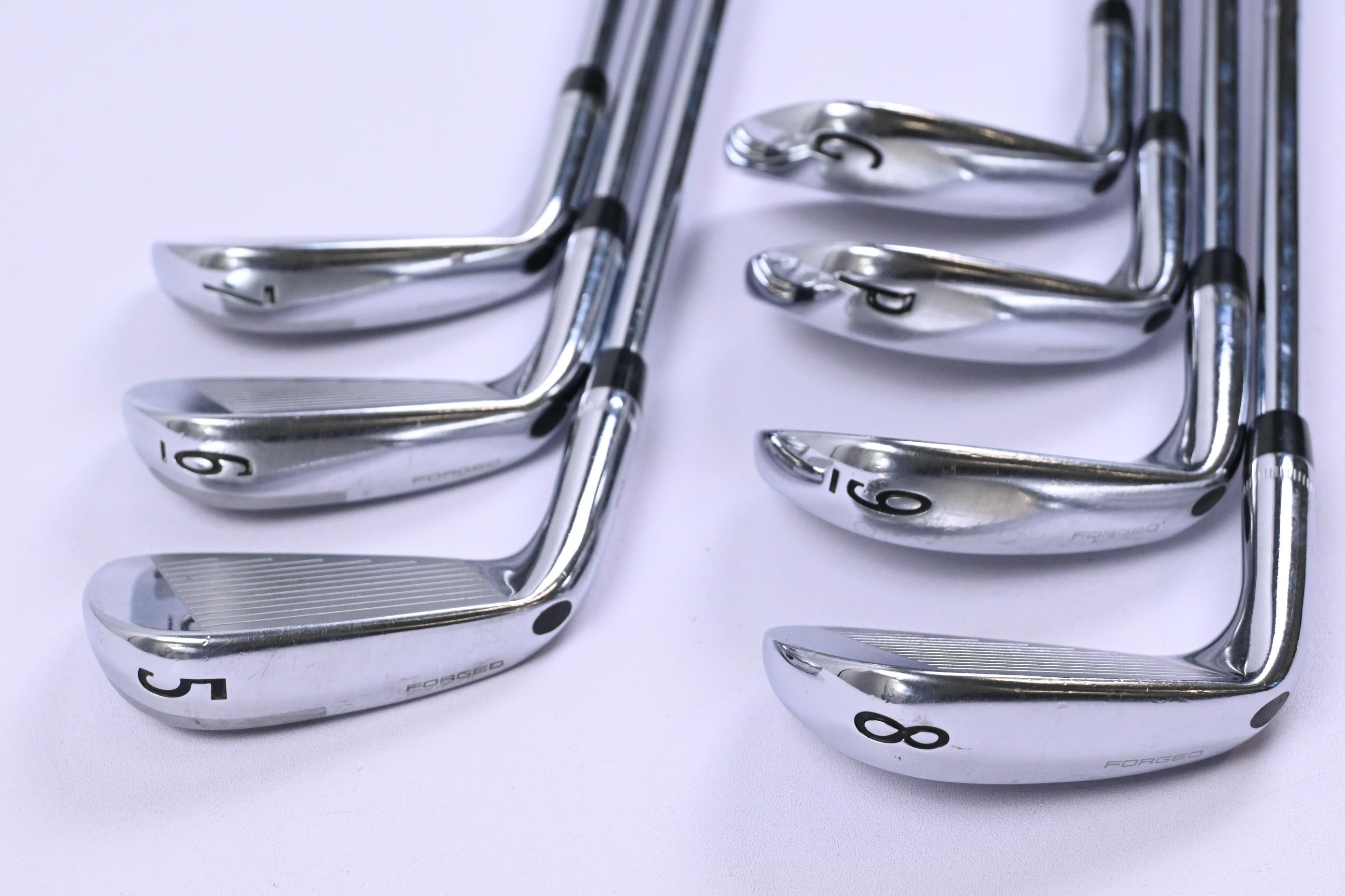 Wilson Staff Model CB 2019 Irons / 5-PW+GW / Stiff Flex Dynamic Gold S300