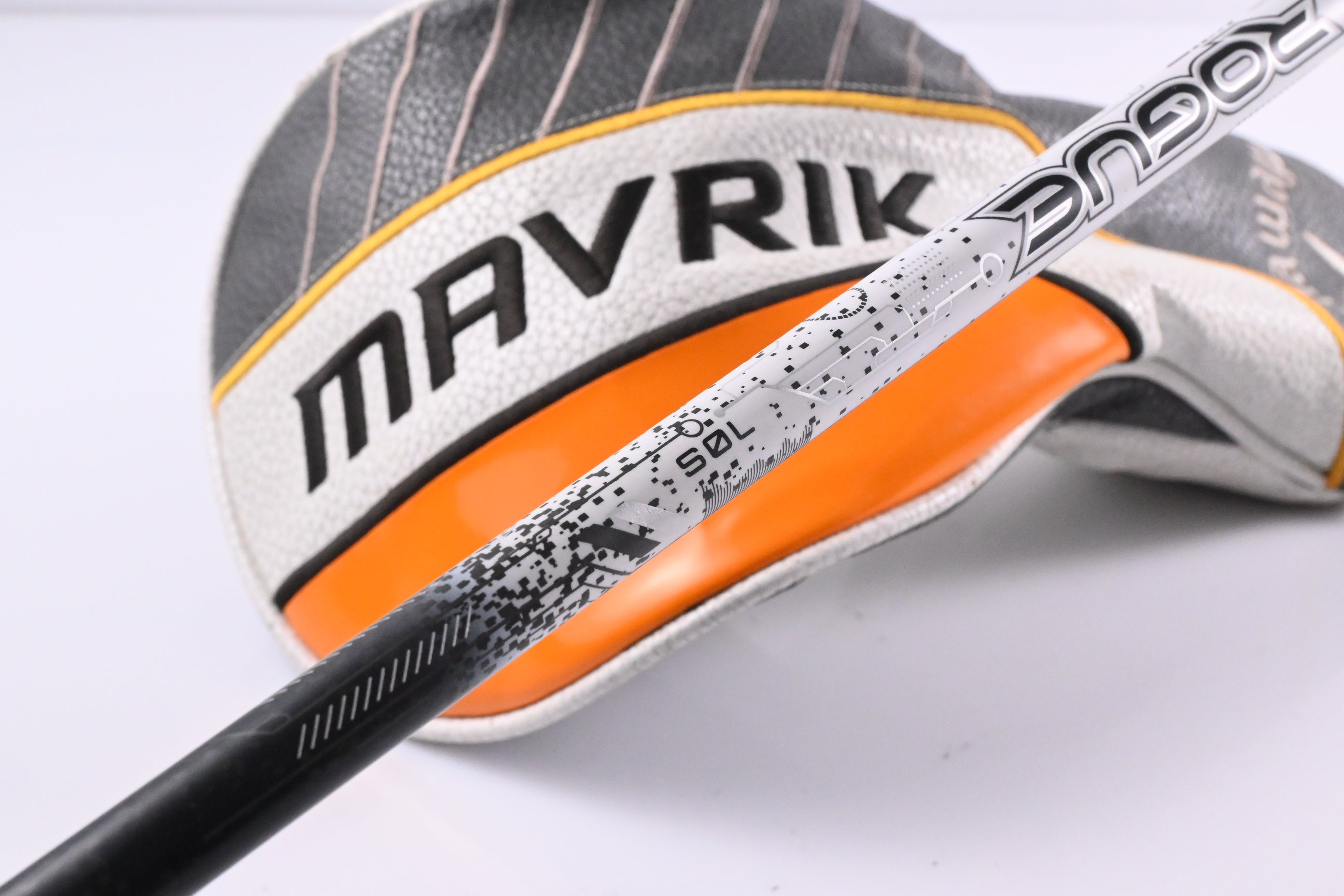 Callaway Mavrik Driver / 10.5 Degree / Stiff Flex Aldila Rogue White 130 MSI 70