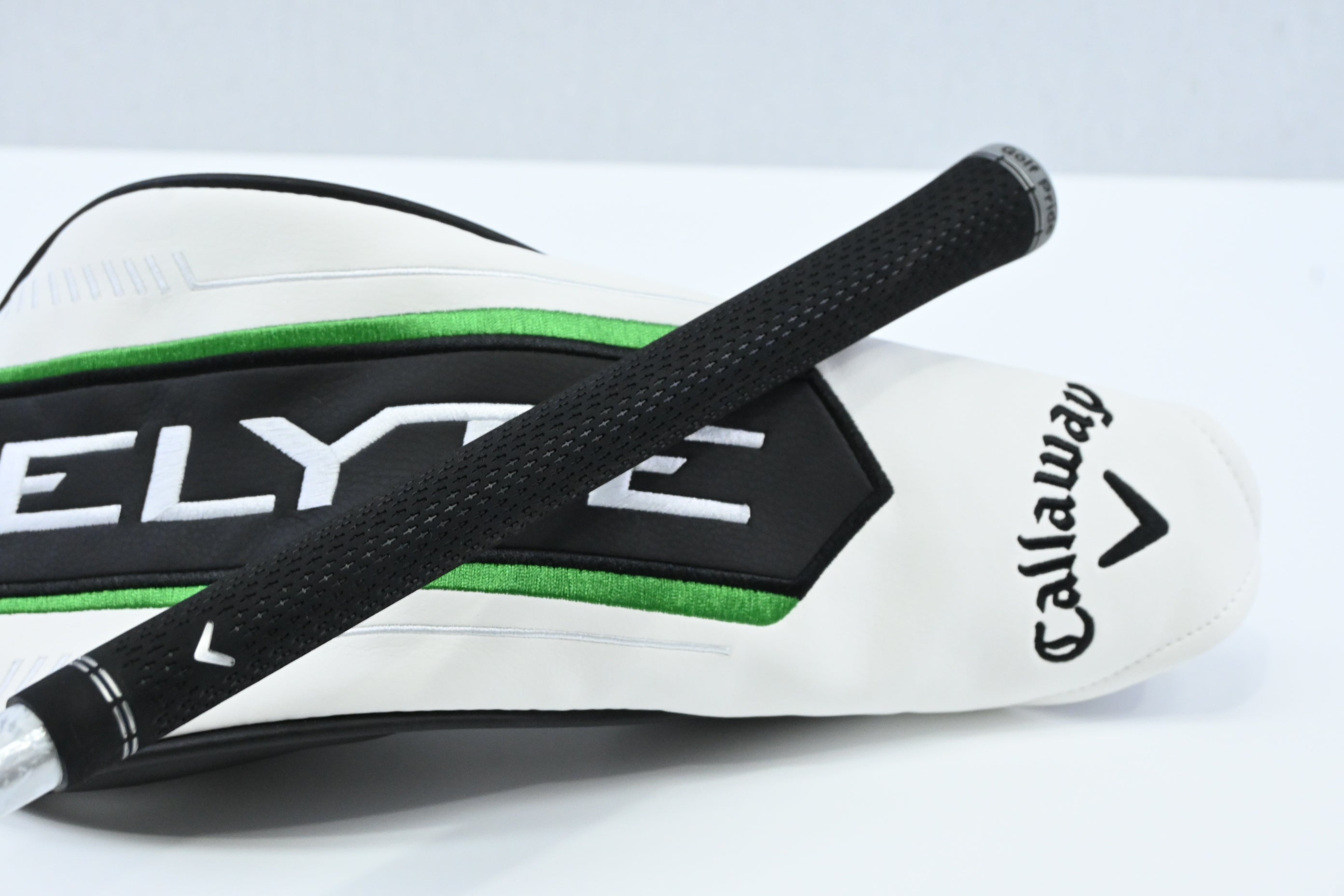 Callaway Elyte Driver / 10.5 Degree / Regular Flex Denali Charcoal 50 Shaft
