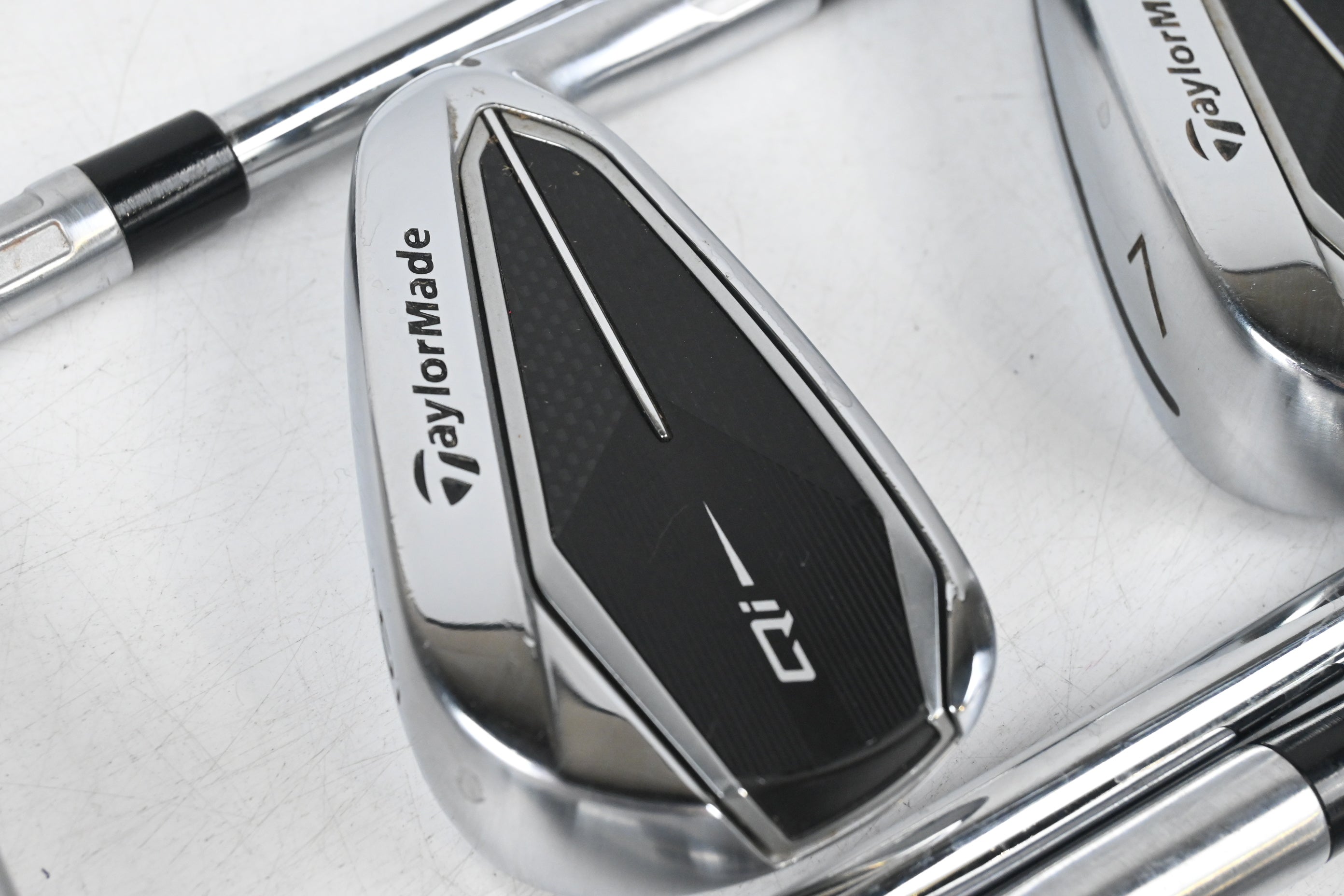 Taylormade Qi Irons / 5-PW / Regular Flex KBS MAX MT 85 Shafts