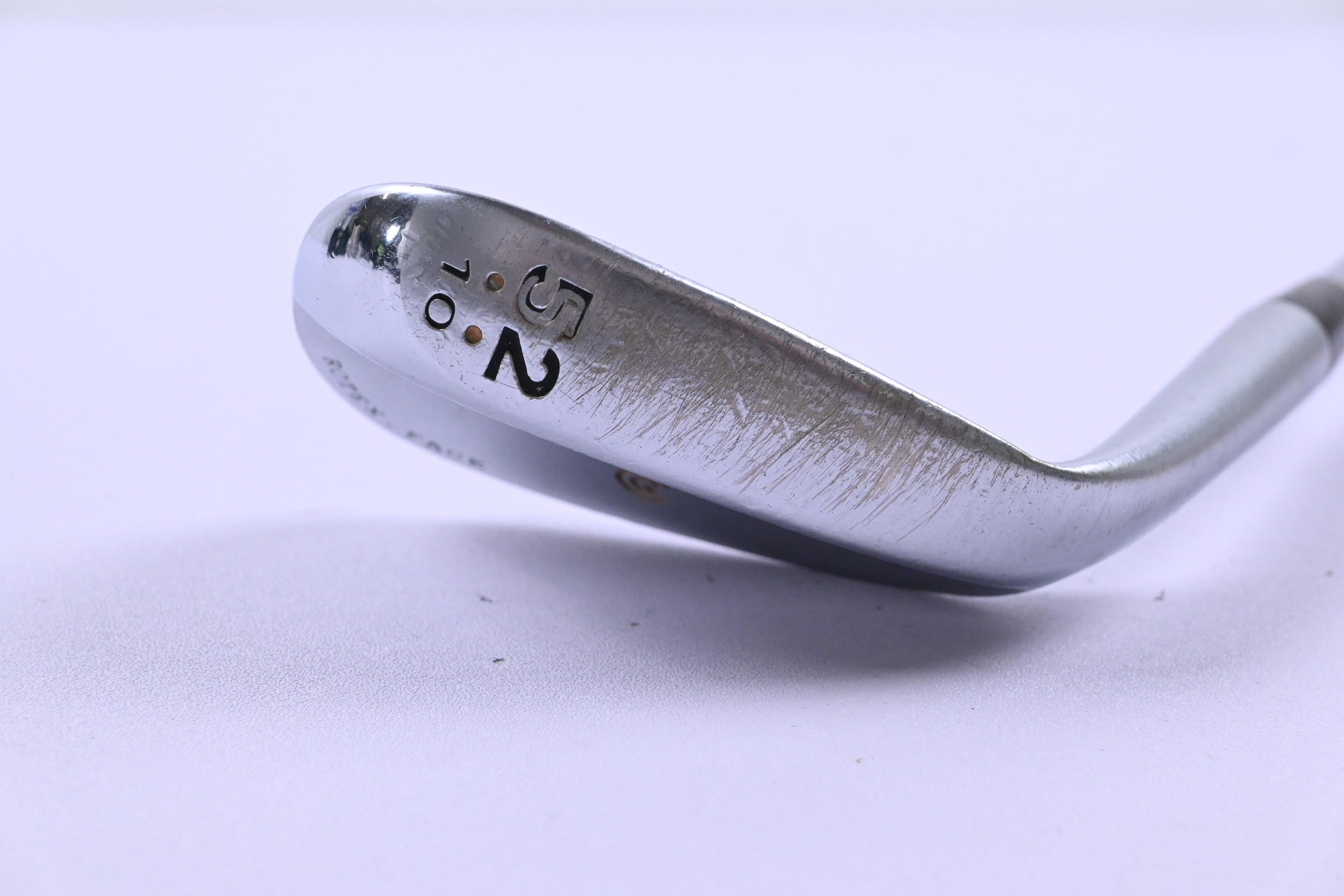 Cleveland 588 RTX Gap Wedge / 52 Degree / Wedge Flex Dynamic Gold Shaft