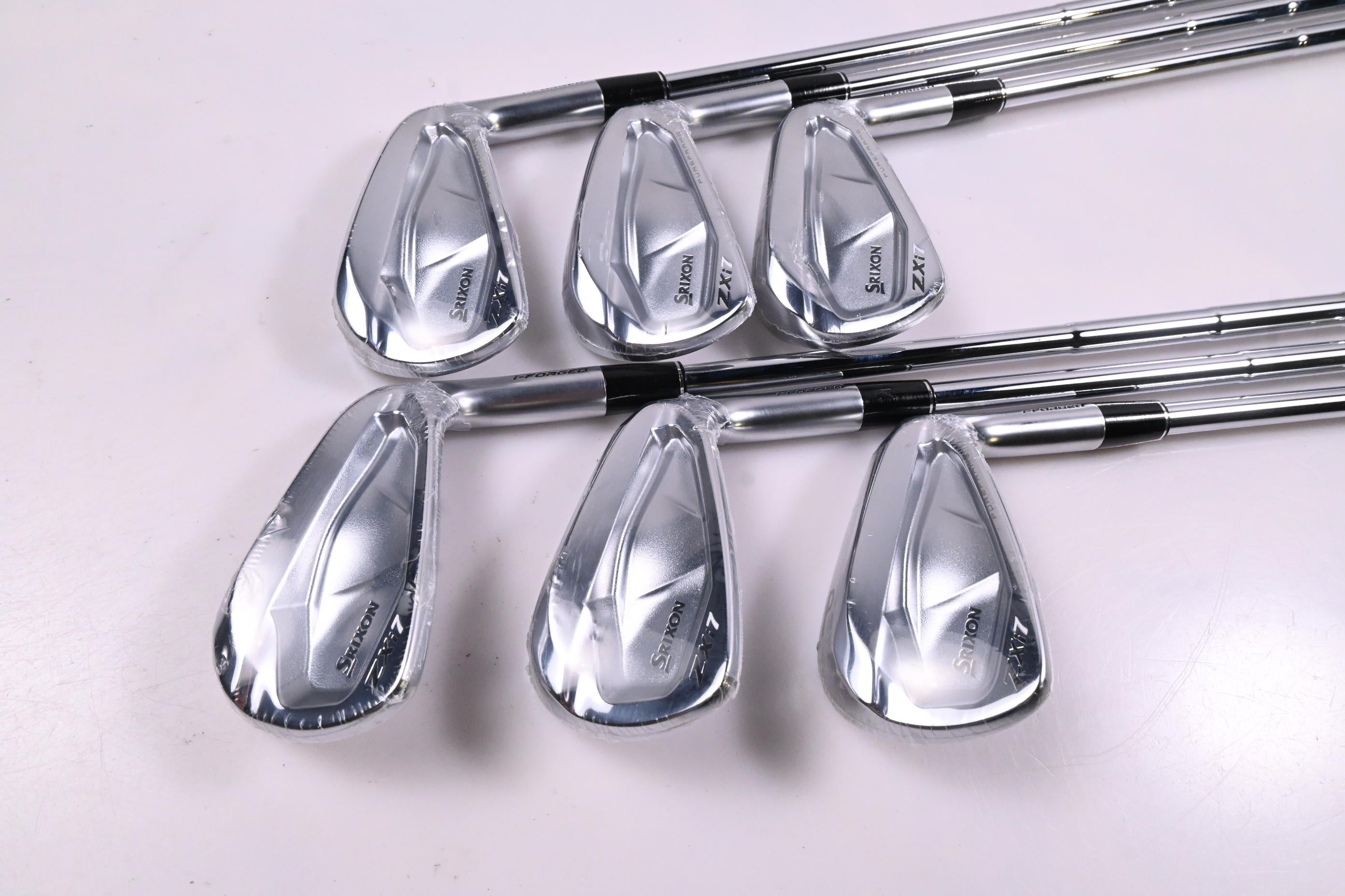 Srixon ZXI7 Irons / 5-PW / Stiff Flex Dynamic Gold Mid 115 S300 Shafts