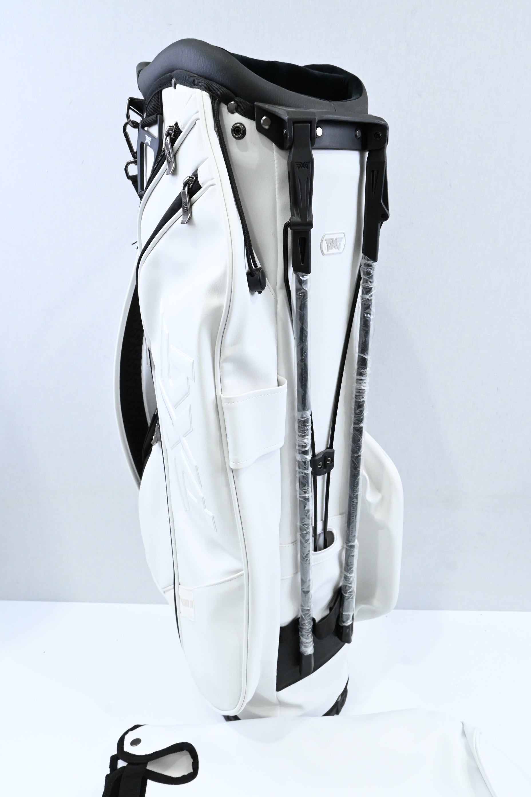 PXG Deluxe White Stand Bag / 4-Way Divider / White