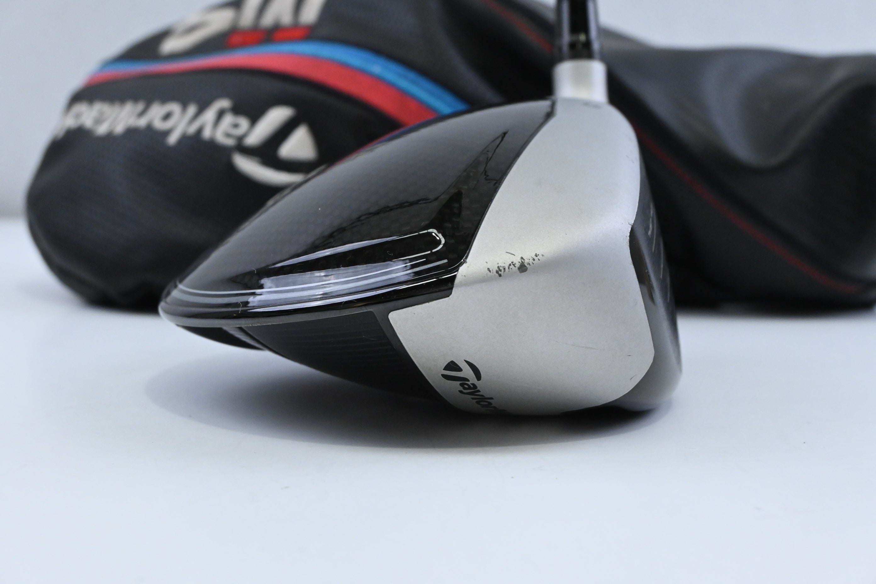 Taylormade M4 Driver / 10.5 Degree / Regular Flex Fujikura Atmos Red 5 Shaft