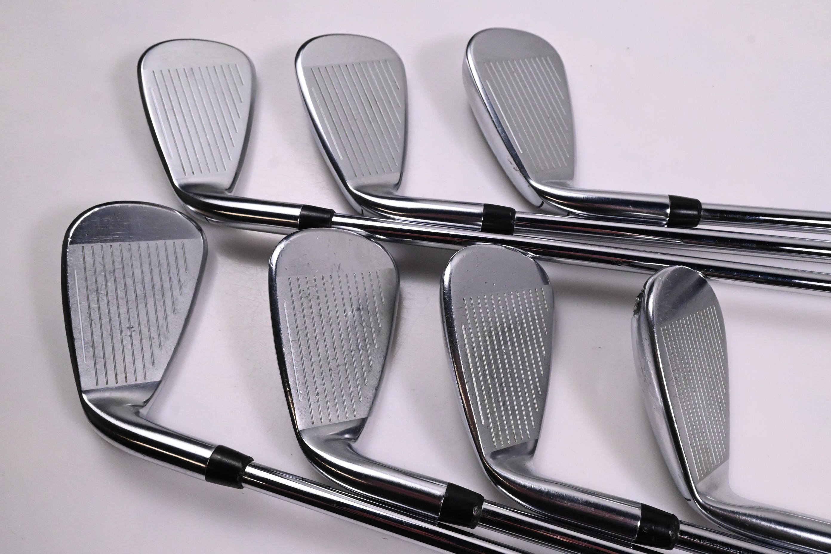 Cobra F-Max Superlite Irons / 5-PW+SW / Regular Flex SuperLight Shafts