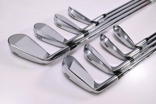 Srixon ZXi5 Irons / 4-PW+GW / Regular Flex N.S.Pro Modus³ Tour 105 Shafts