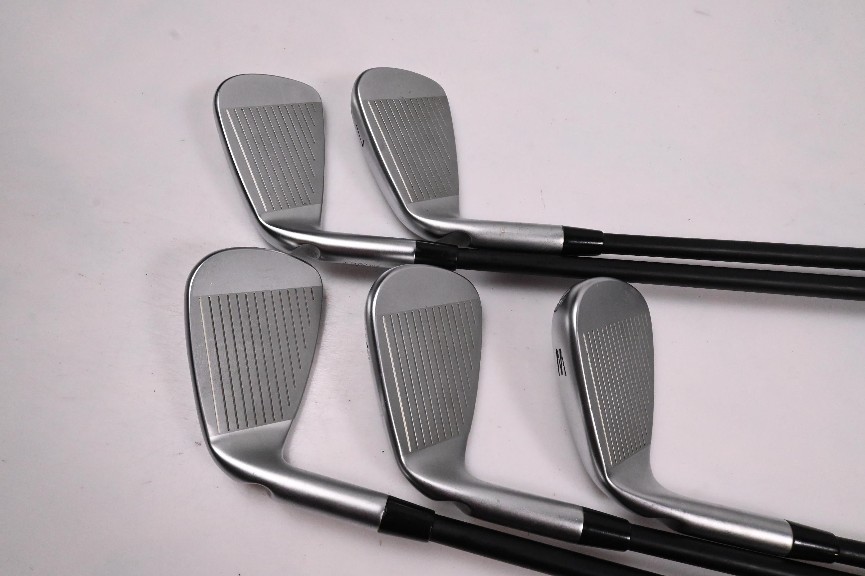 Ping I240 Irons / 6-PW / Green Dot / Regular Flex Ping Alta CB Blue Shafts