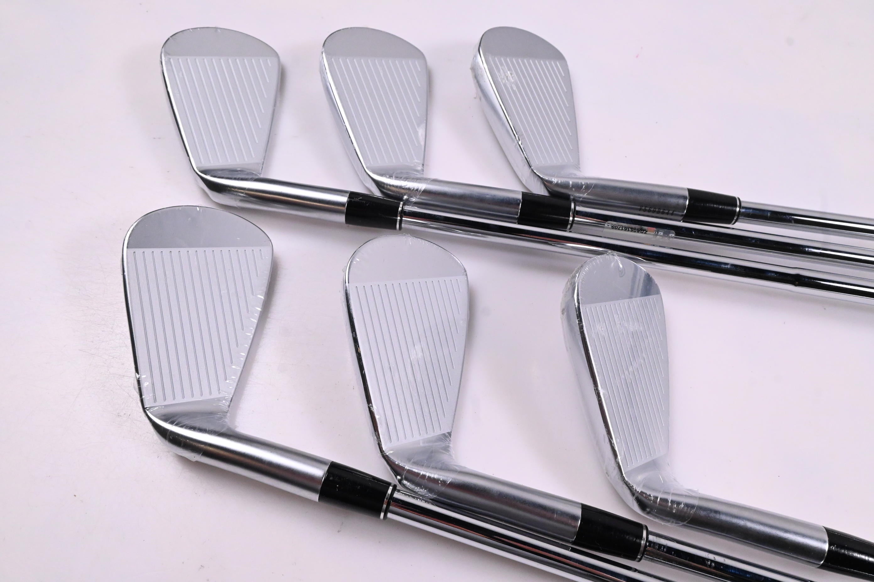 Srixon ZXI7 Irons / 5-PW / Stiff Flex Dynamic Gold Mid 115 S300 Shafts
