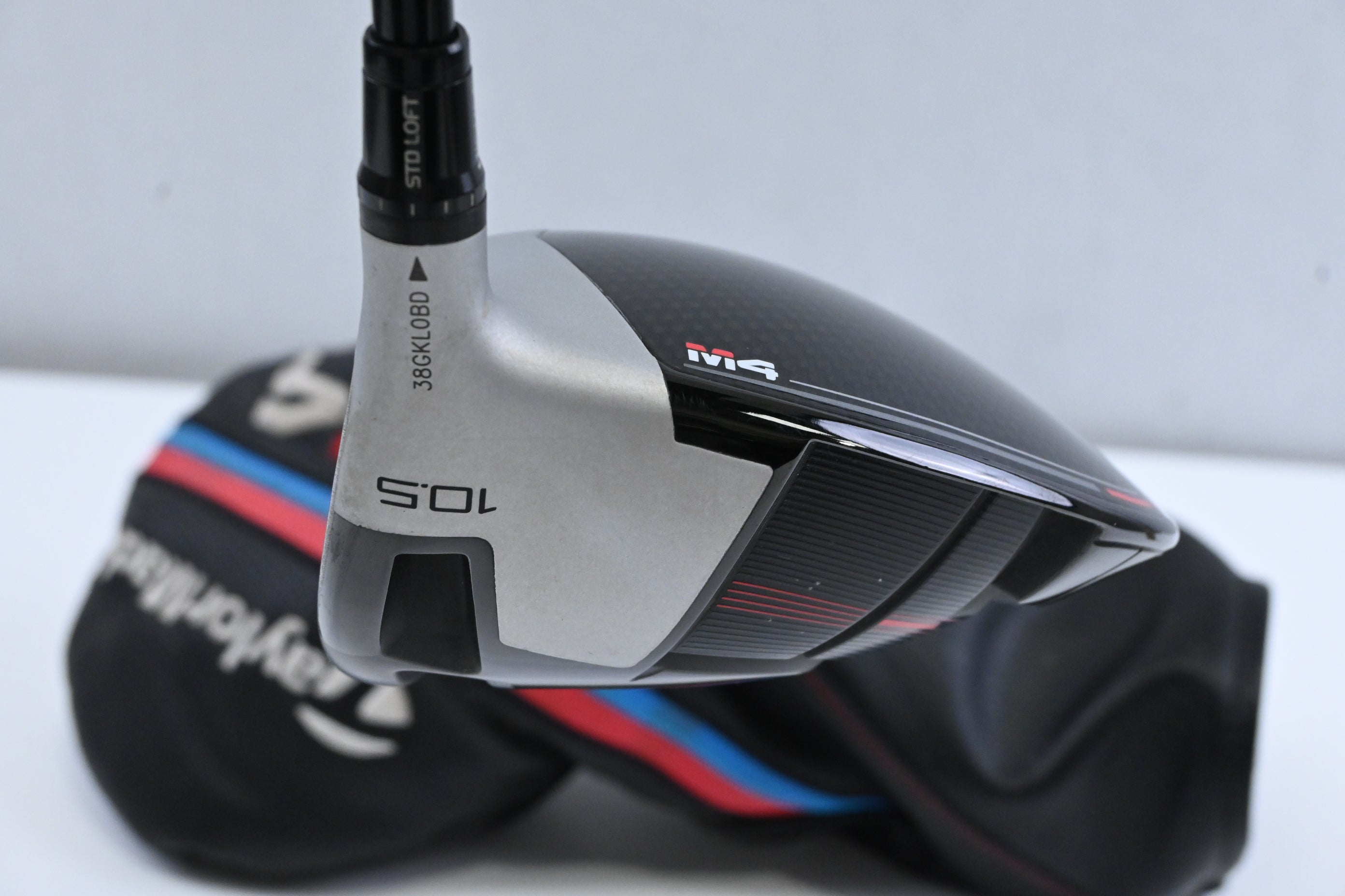 Taylormade M4 Driver / 10.5 Degree / Regular Flex Fujikura Atmos Red 5 Shaft