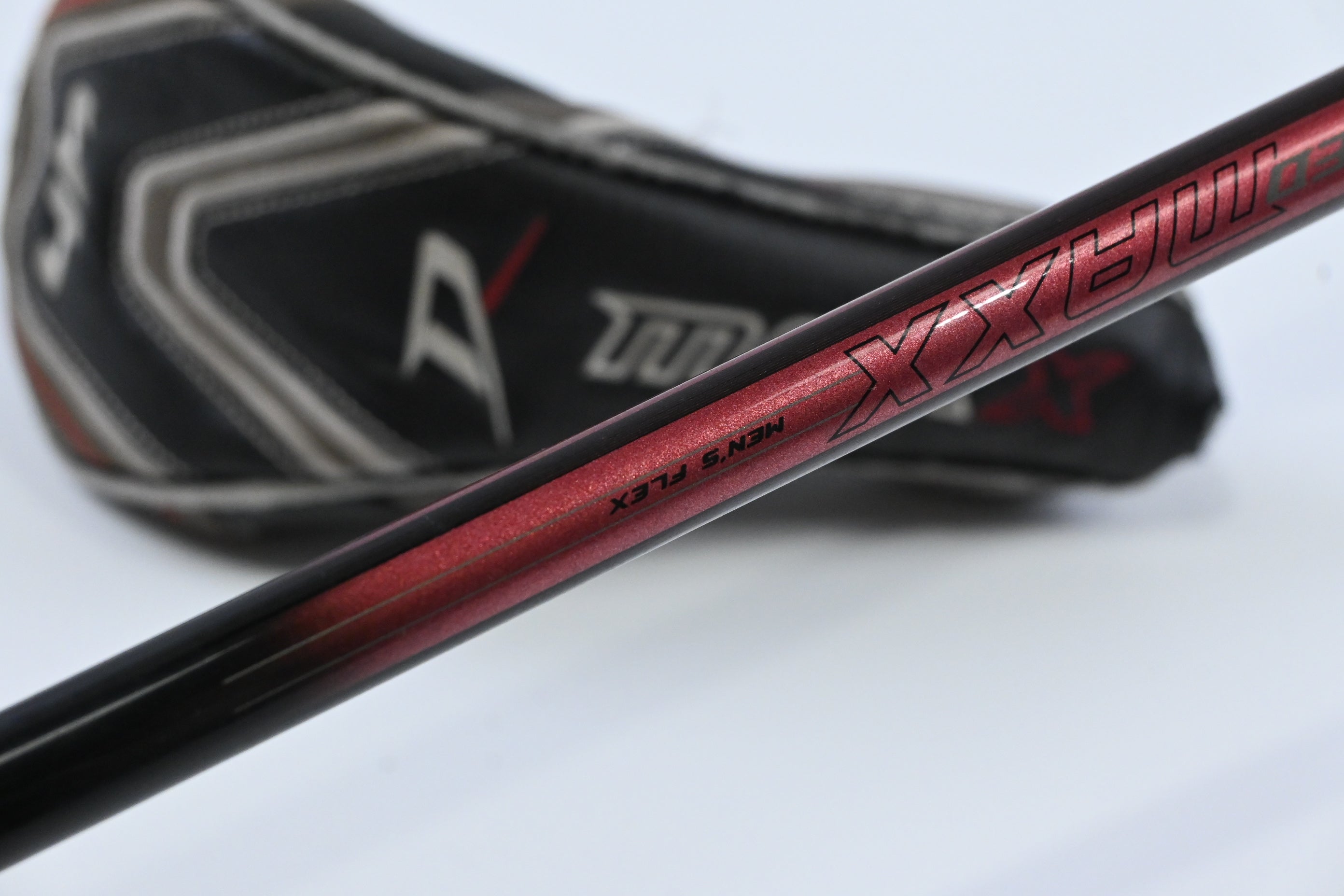Wilson Deep Red Maxx #4 Hybrid / 22 Degree / Regular Flex Deep Red Maxx Shaft