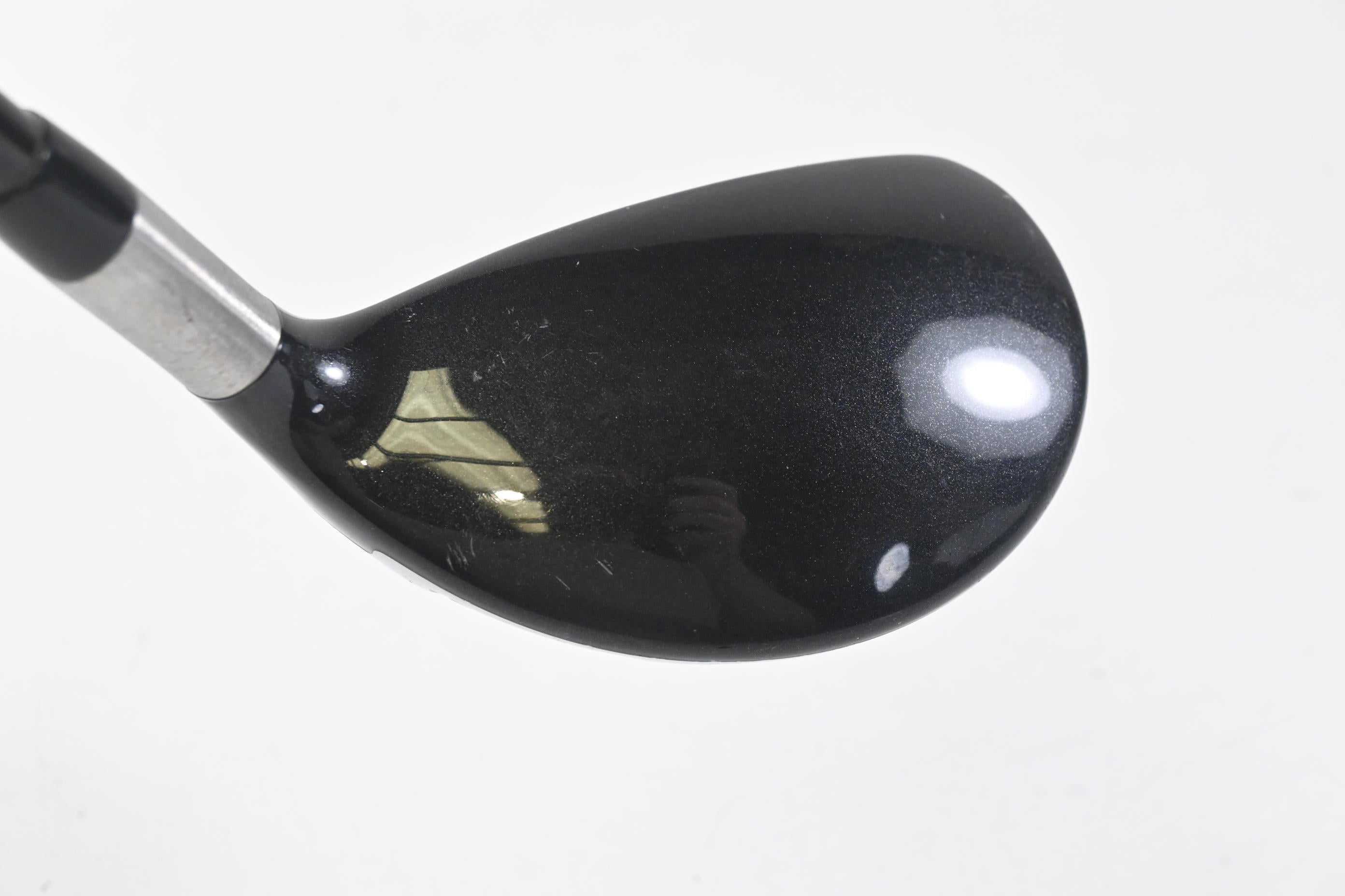 Titleist 909H #3 Hybrid / 19 Degree / Regular Flex Aldila Voodoo Shaft