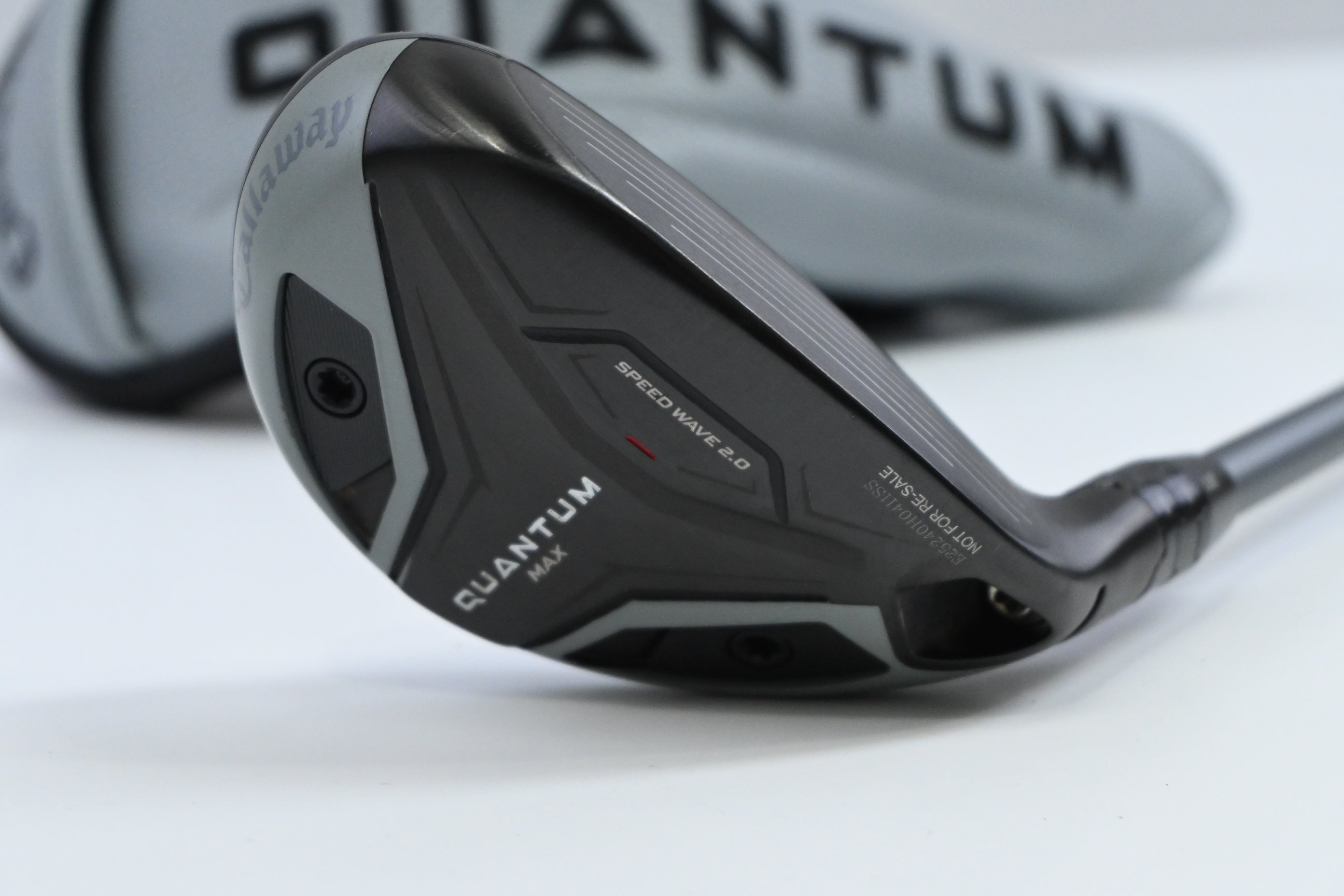 Callaway Quantum Max #4 Hybrid / 21 Degree / Regular Flex Denali Frost Silver 60
