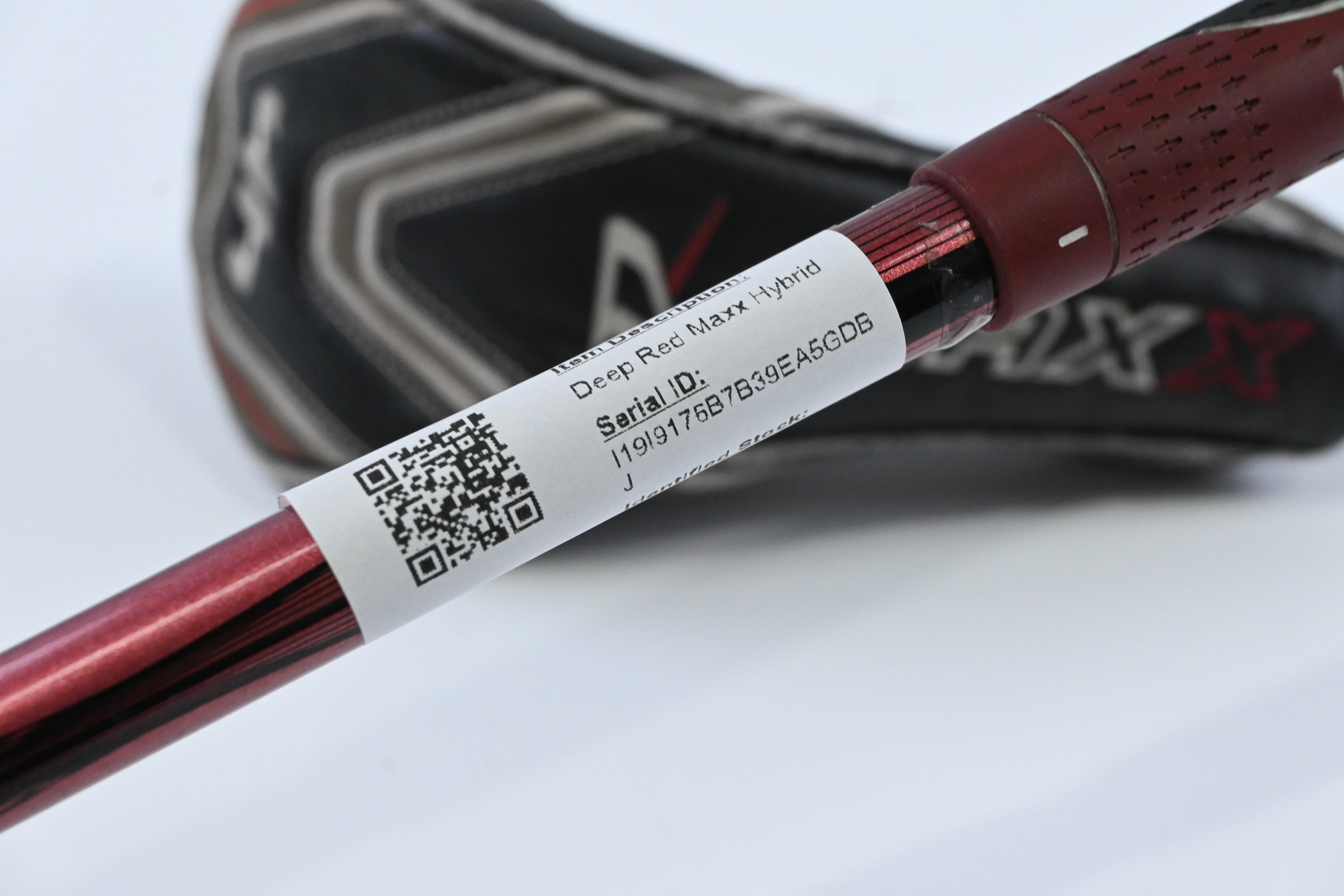 Wilson Deep Red Maxx #4 Hybrid / 22 Degree / Regular Flex Deep Red Maxx Shaft