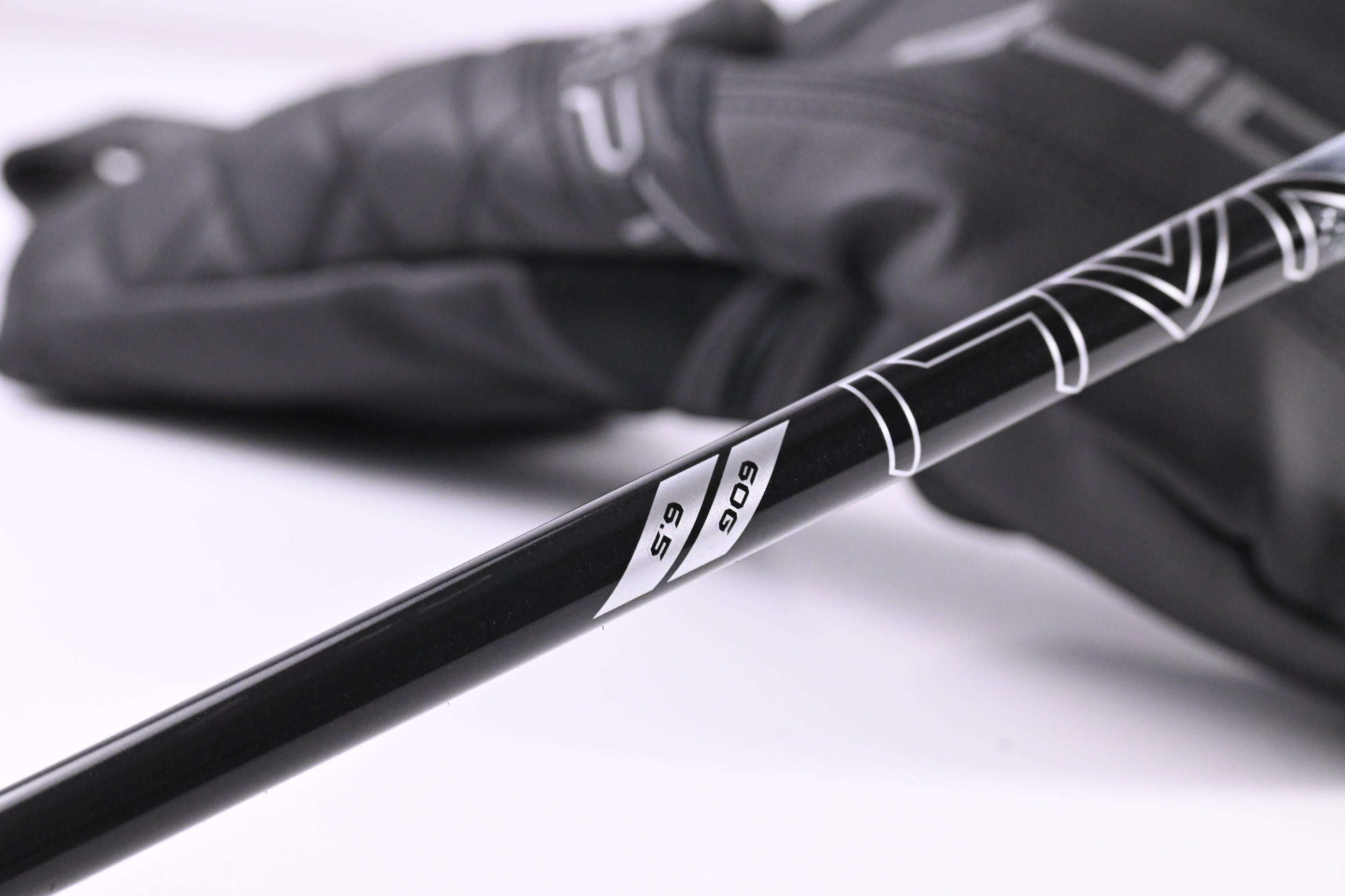 Cobra DS-Adapt LS Driver / 9 Degree / X-Flex Denali Black 60 Shaft