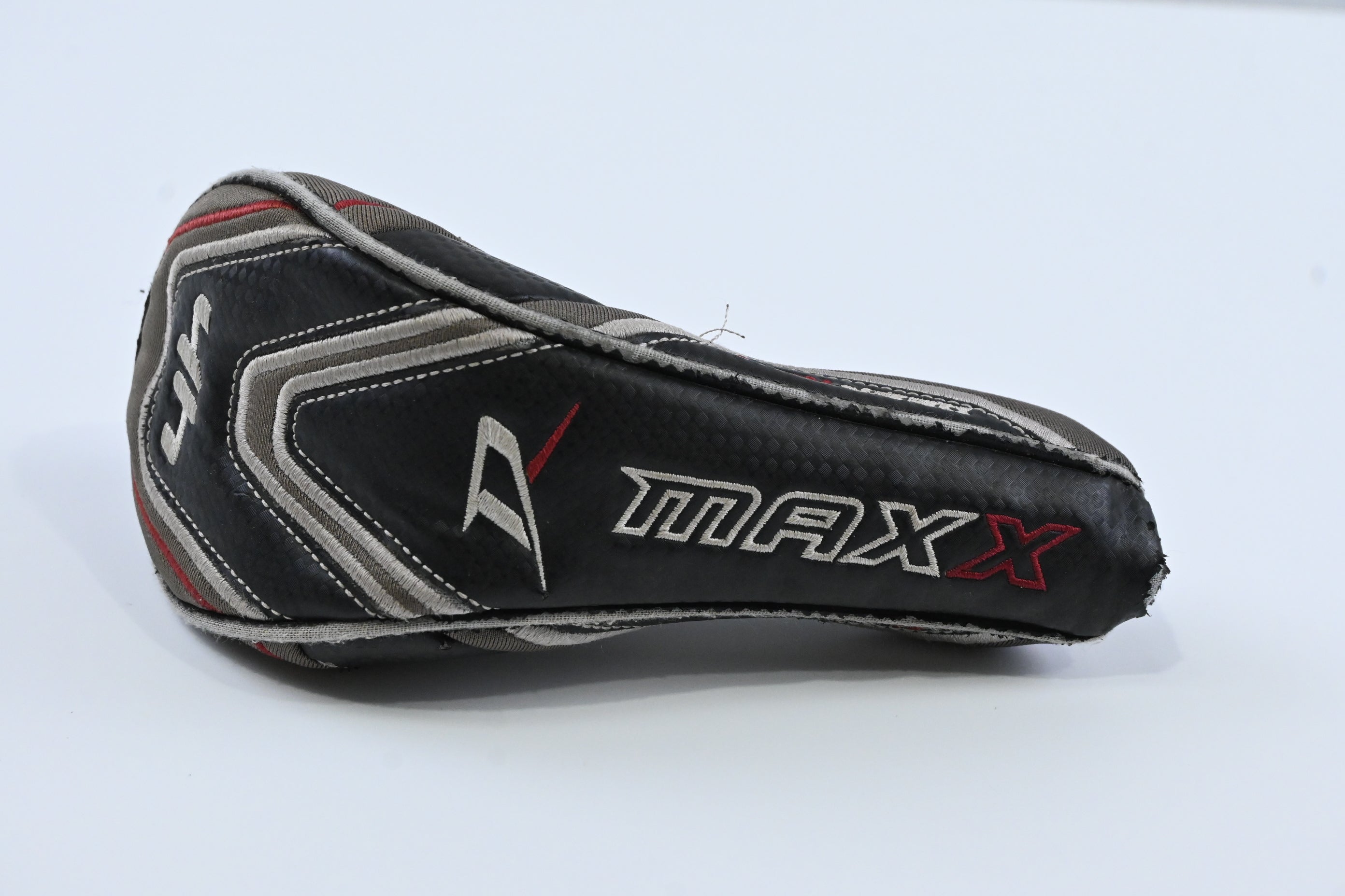 Wilson Deep Red Maxx #4 Hybrid / 22 Degree / Regular Flex Deep Red Maxx Shaft