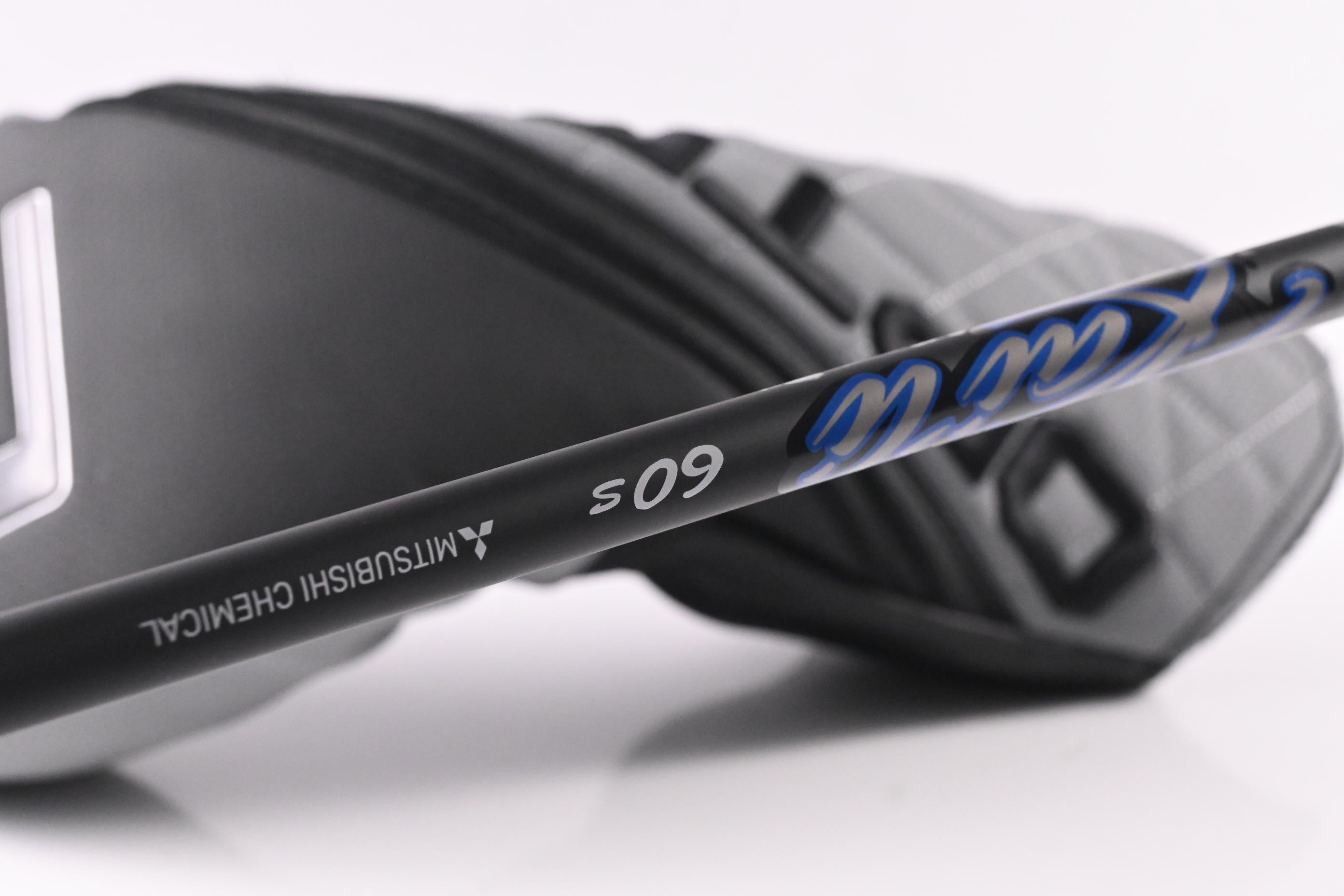 Cobra OPTM X Driver / 10.5 Degree / Stiff Flex Kai`li Blue 60 Shaft