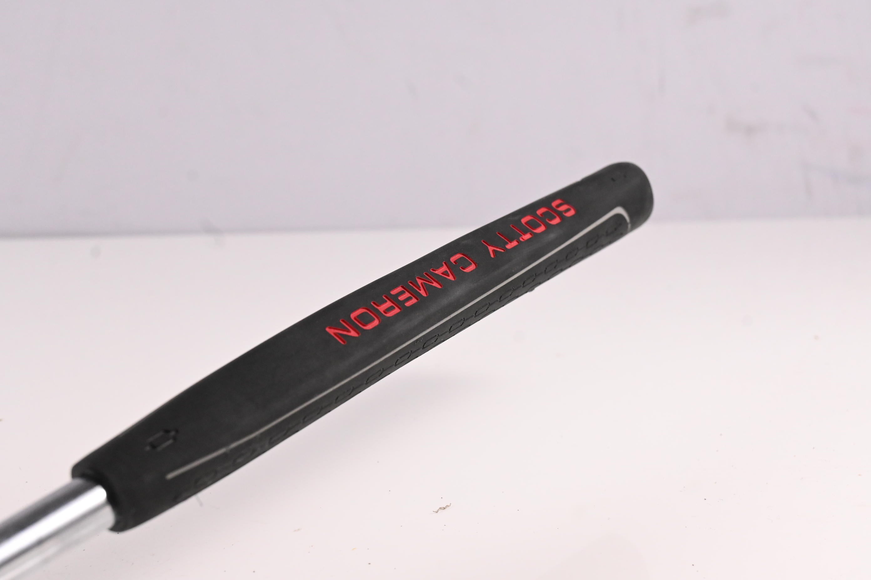 Scotty Cameron Red X3 Putter / 34 Inch