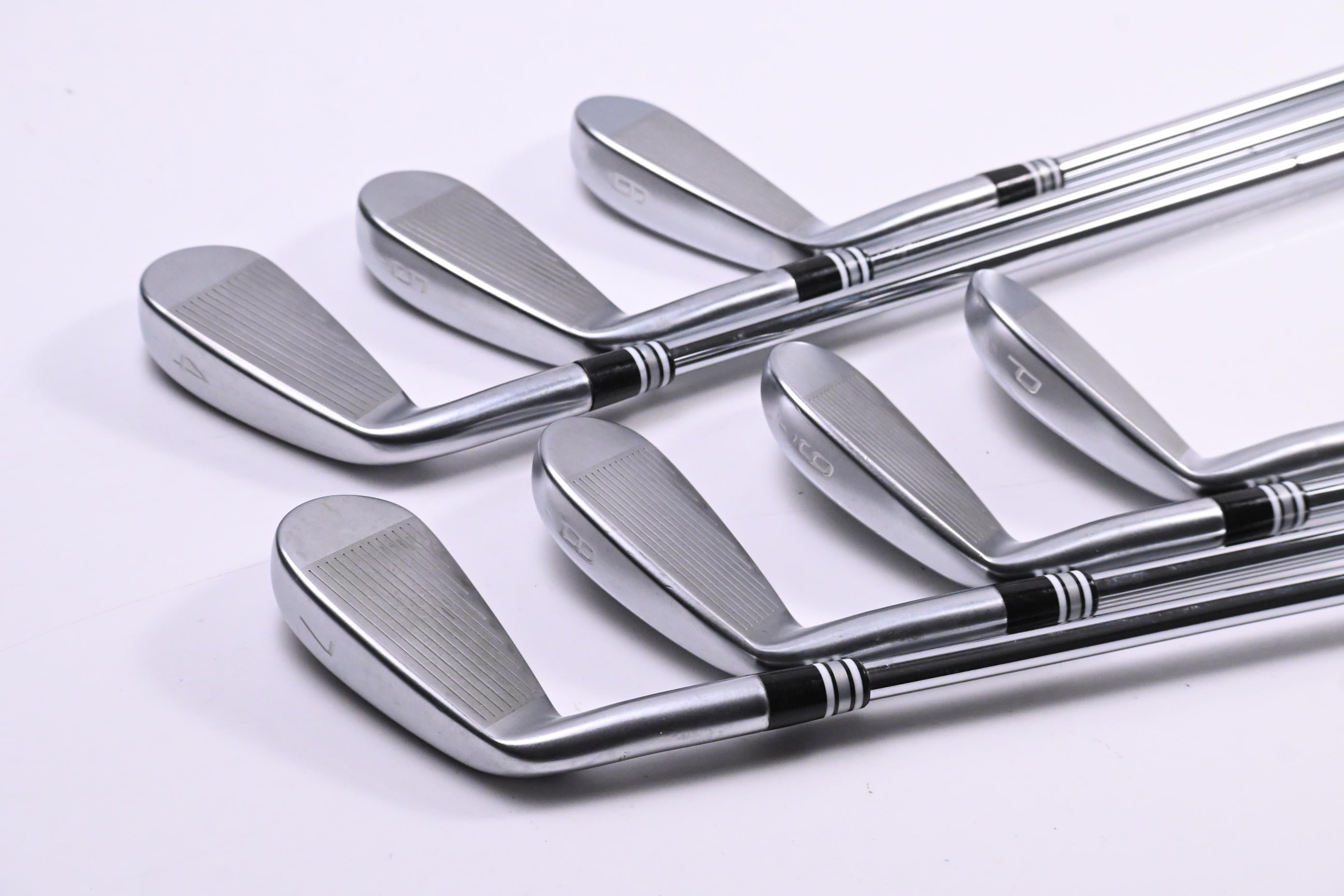 Mizuno JPX 923 Forged Irons / 4-PW / Regular Flex Dynamic Gold Mid 100 R300