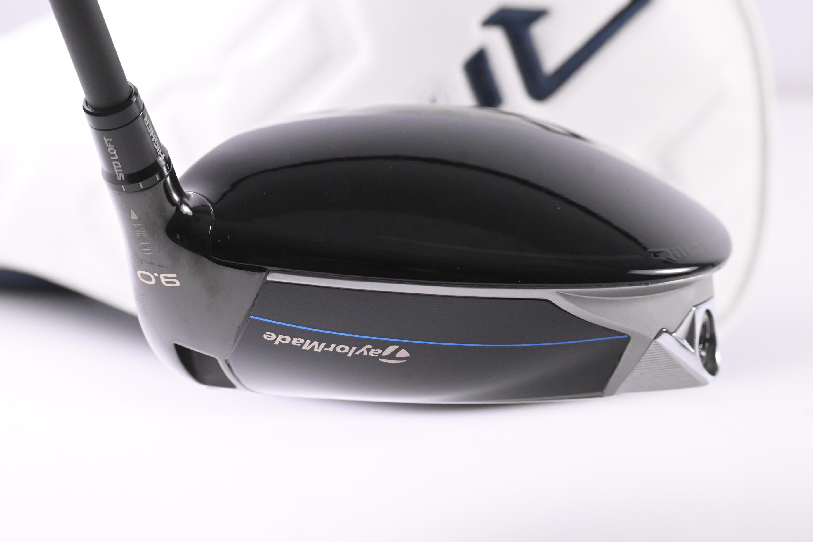Taylormade Qi10 LS Driver / 9 Degree / Regular Flex Mitsubishi Reax 50 Shaft