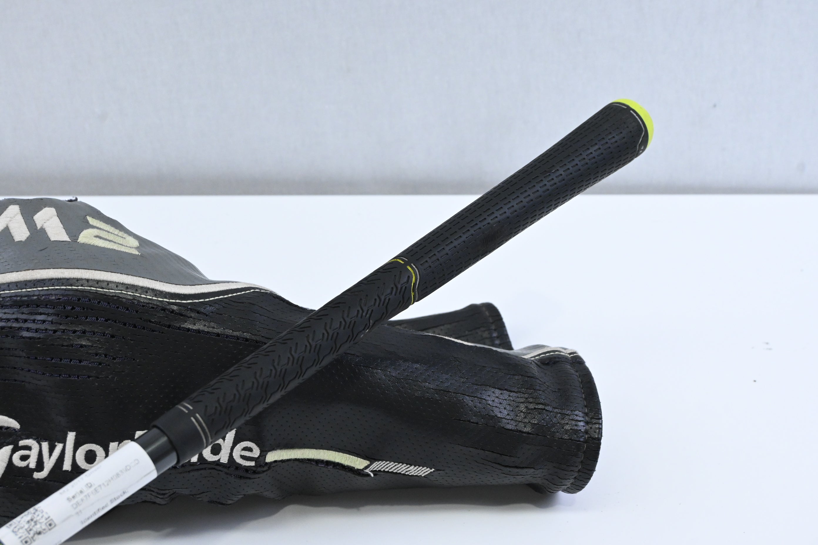 Taylormade M2 2017 Driver / 10.5 Degree / Regular Flex Fujikura XLr8 Pro 56