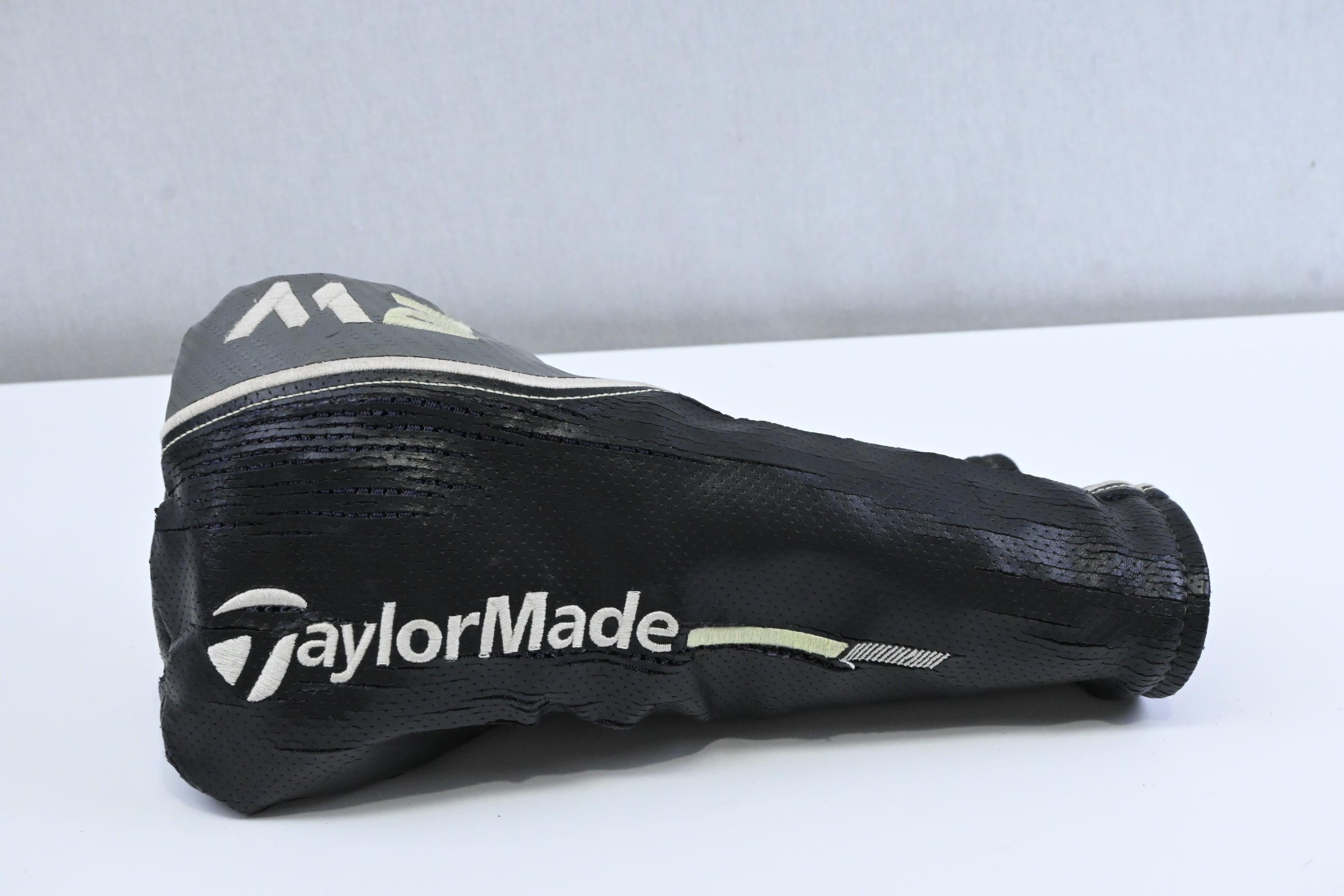 Taylormade M2 2017 Driver / 10.5 Degree / Regular Flex Fujikura XLr8 Pro 56