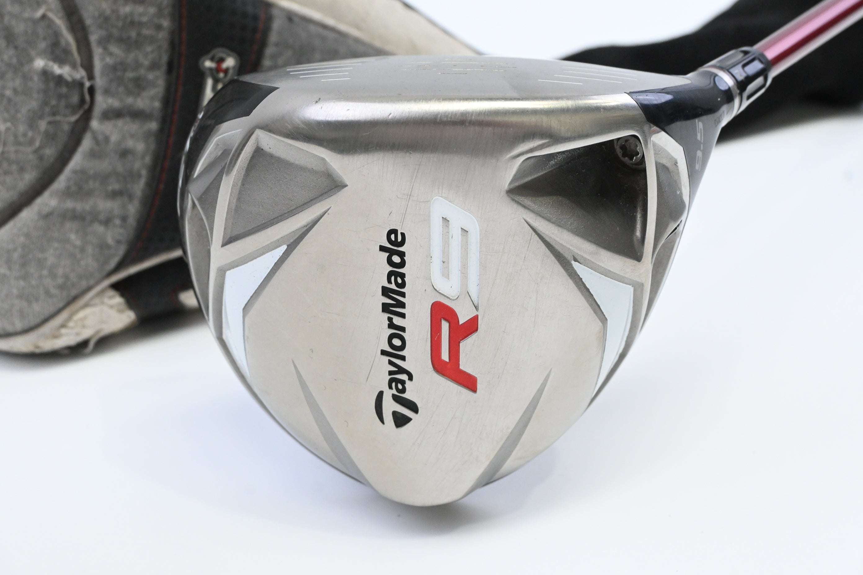 Taylormade R9 Driver / 9.5 Degree / Stiff Flex Fujikura Motore F1 65 Shaft