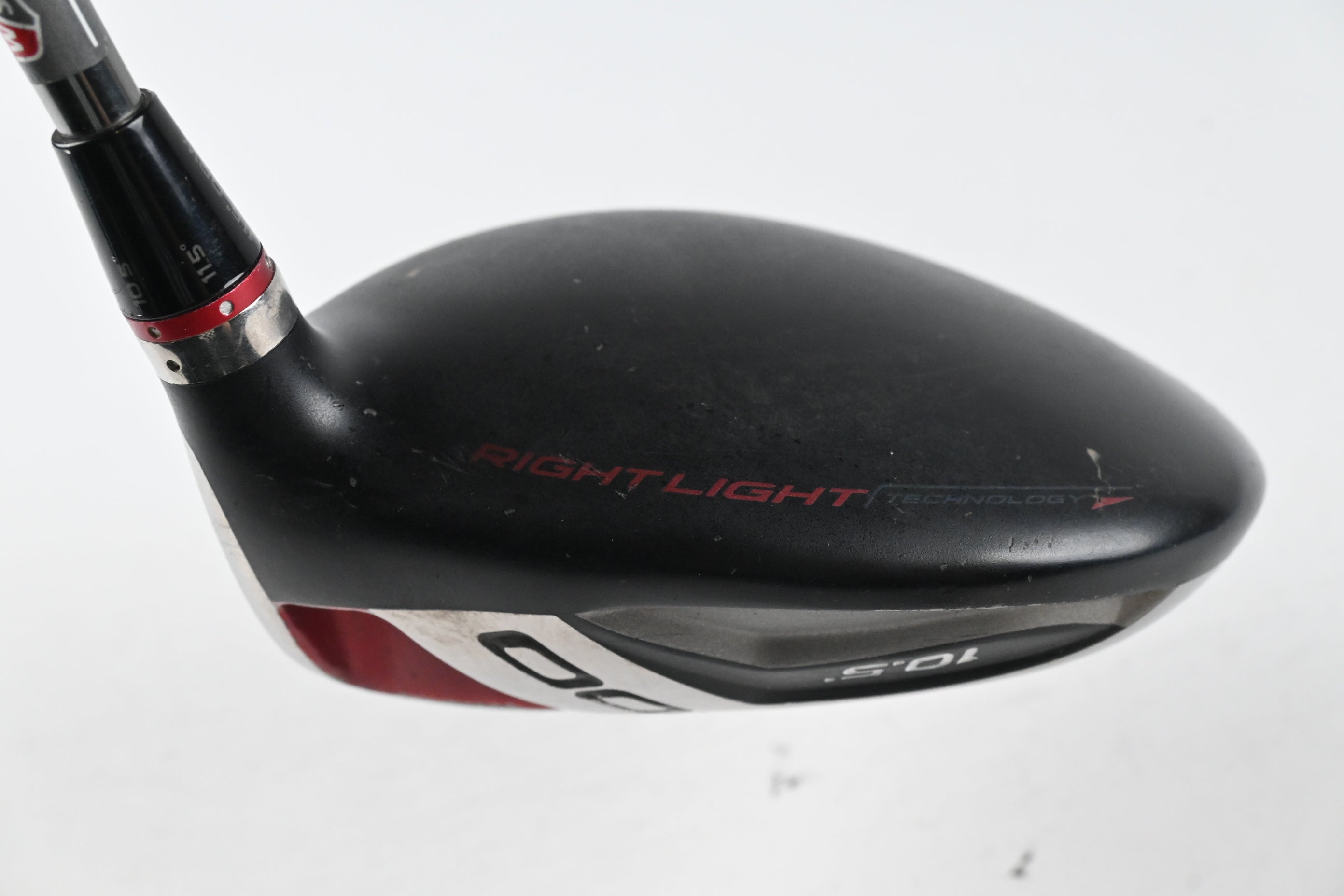 Wilson Staff D200 Driver / 10.5 Degree / Regular Flex UST Mamiya Chrome 44 Shaft