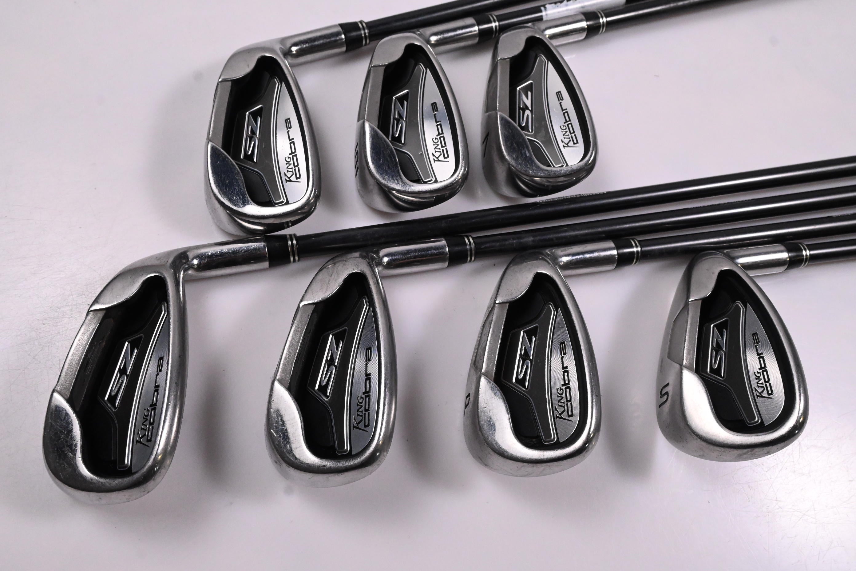 Cobra SZ Irons / 5-PW+SW / Regular Flex Aldila DVS 70 Shafts