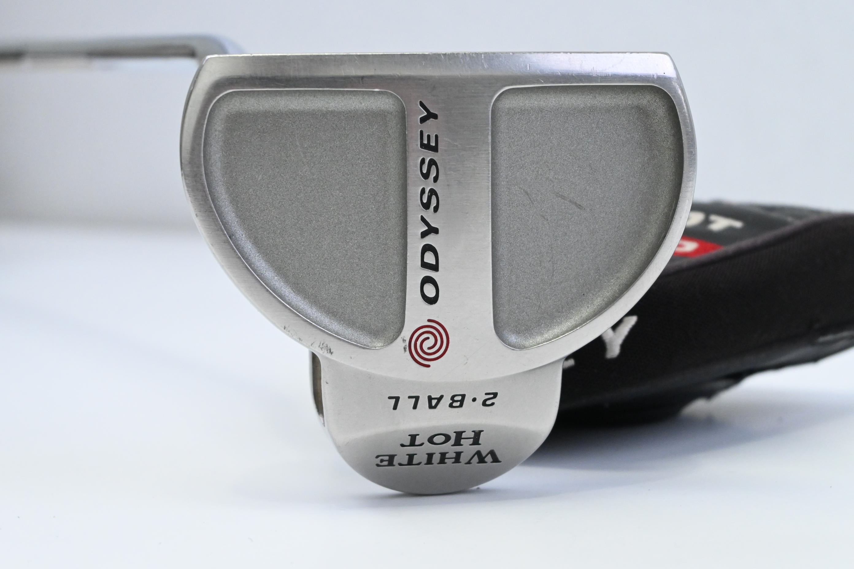 Left Hand Odyssey White Hot 2-Ball Putter / 34 Inch